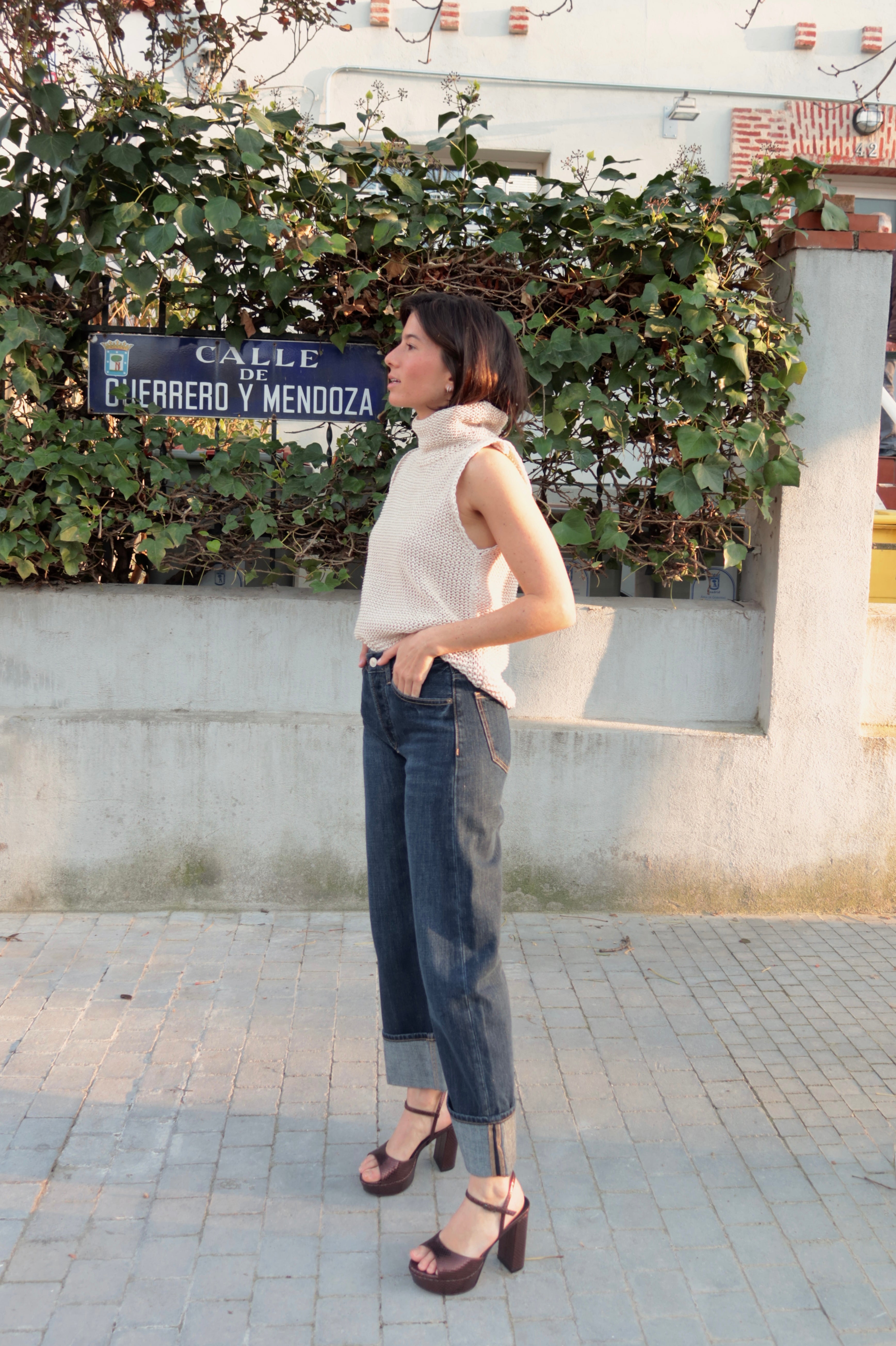 SANDALIA MAISA TACÓN 10CM PLATAFORMA PIEL LAMINADO CAFÉ