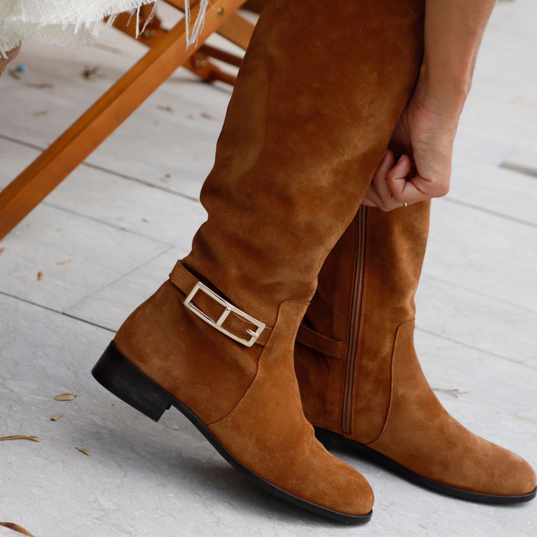 PINK BROWN SUEDE BOOT WITH LEATHER FLAP