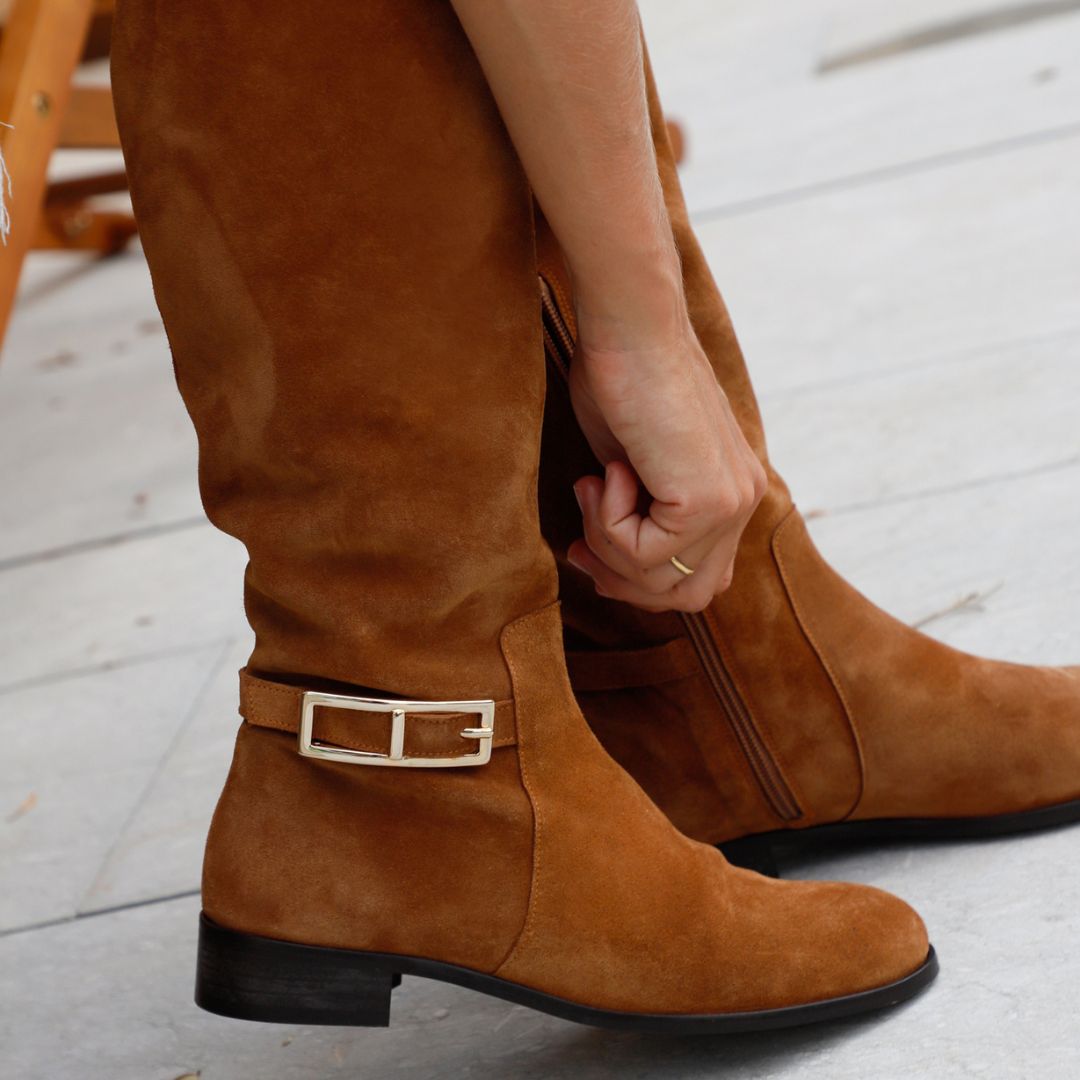 PINK BROWN SUEDE BOOT WITH LEATHER FLAP