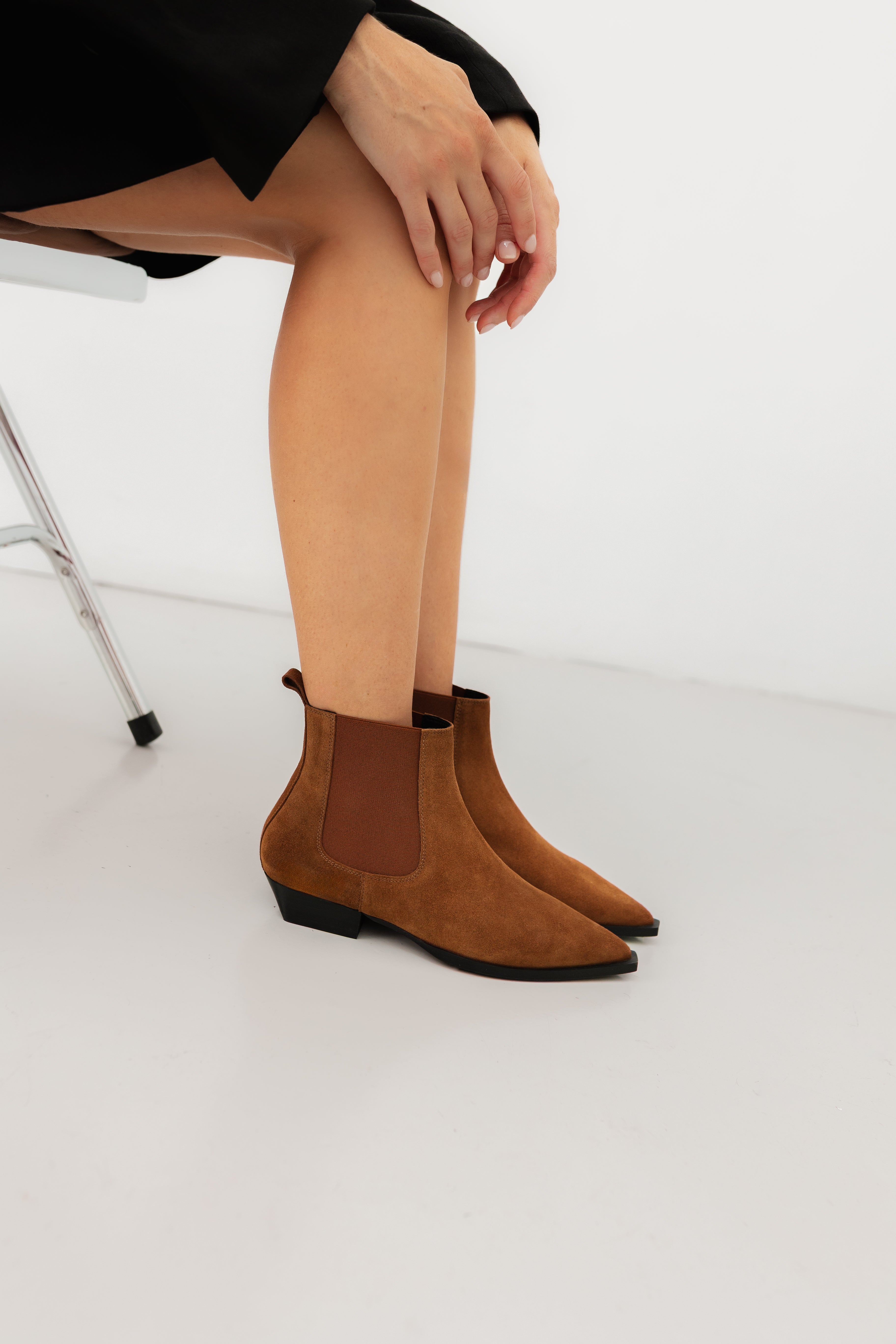 BOTÍN MENCIA ANTE MARRÓN TACÓN 2CM