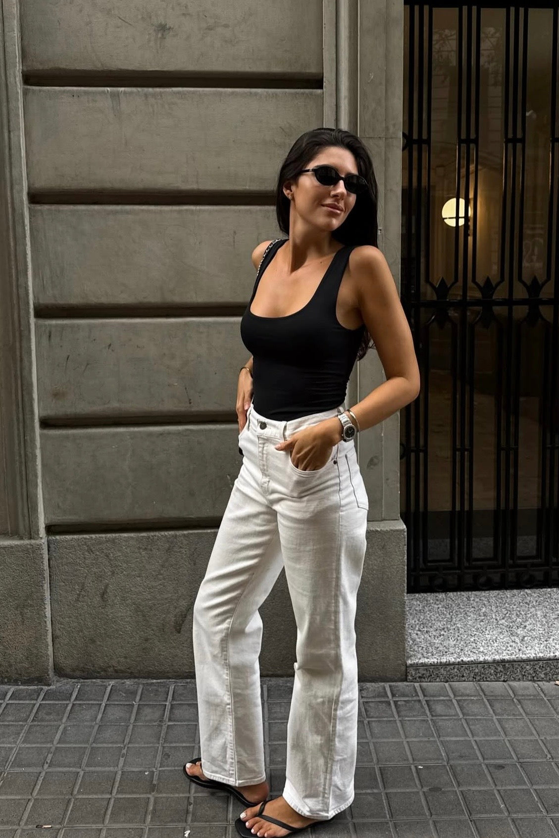 SANDALIA PLANA BYRON PIEL EFECTO COCO NEGRA