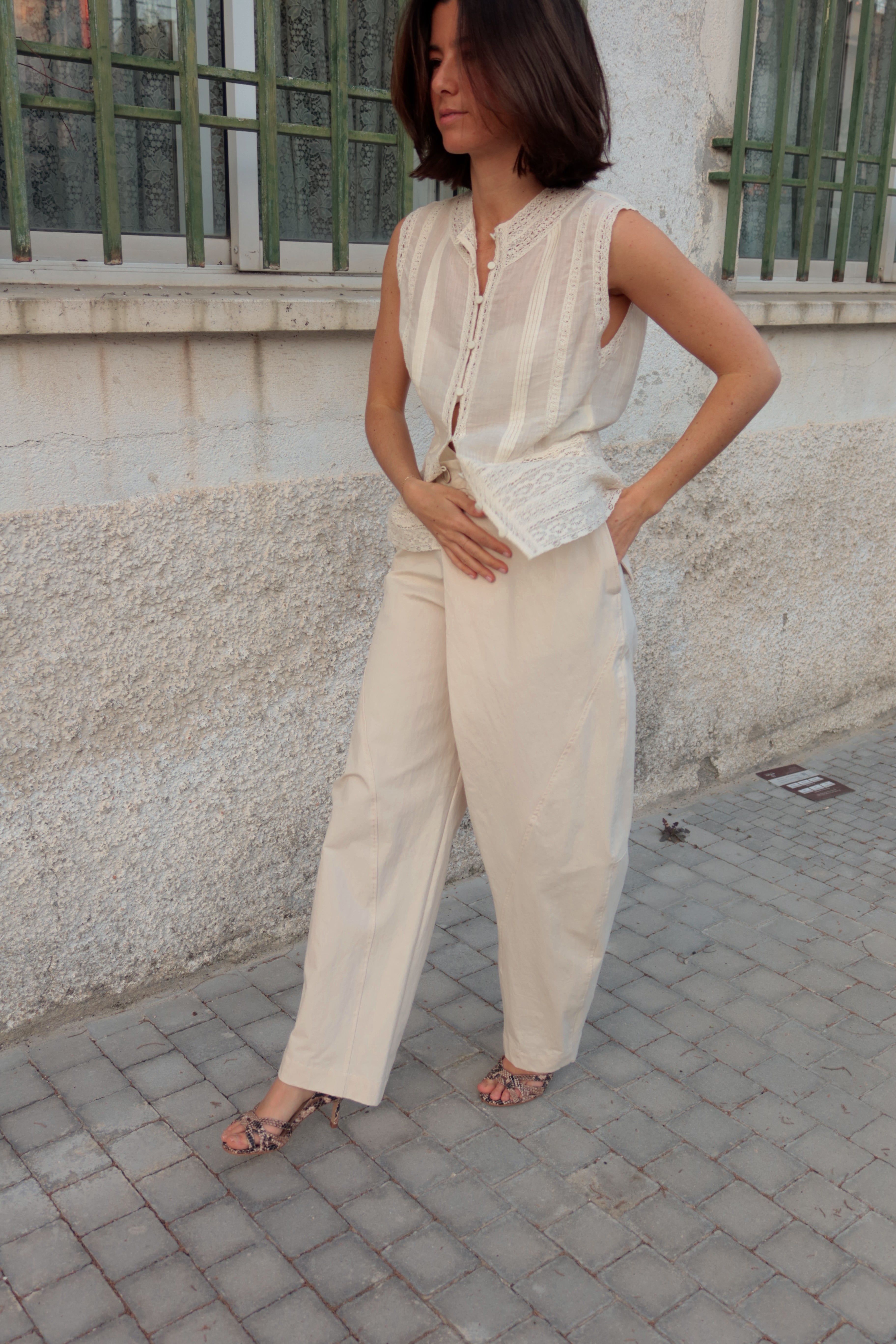 SANDALIA SIRA PIEL EFECTO PITÓN NATURAL TACÓN 6CM