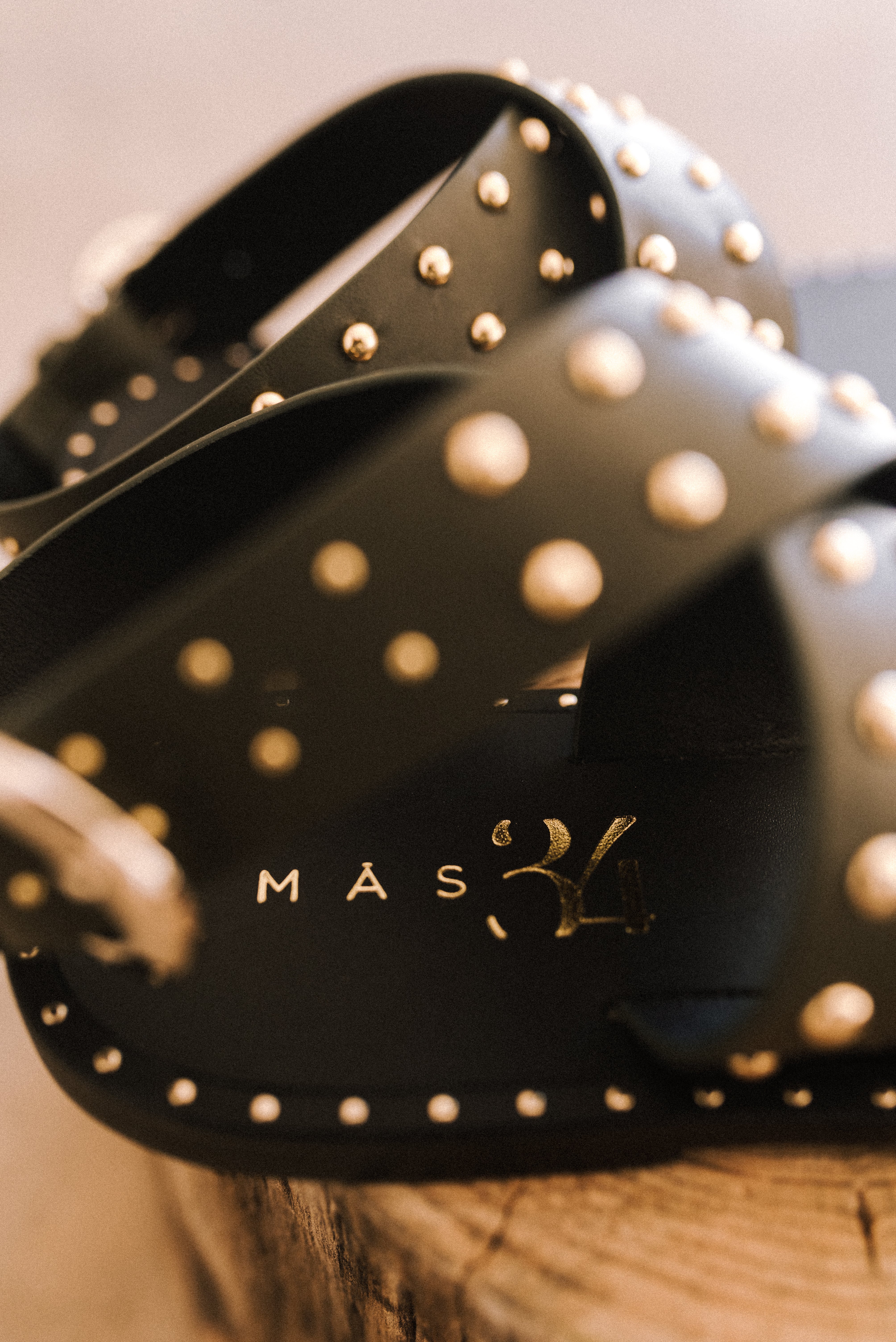 SANDALIA PLANA PABLO PIEL KAKI