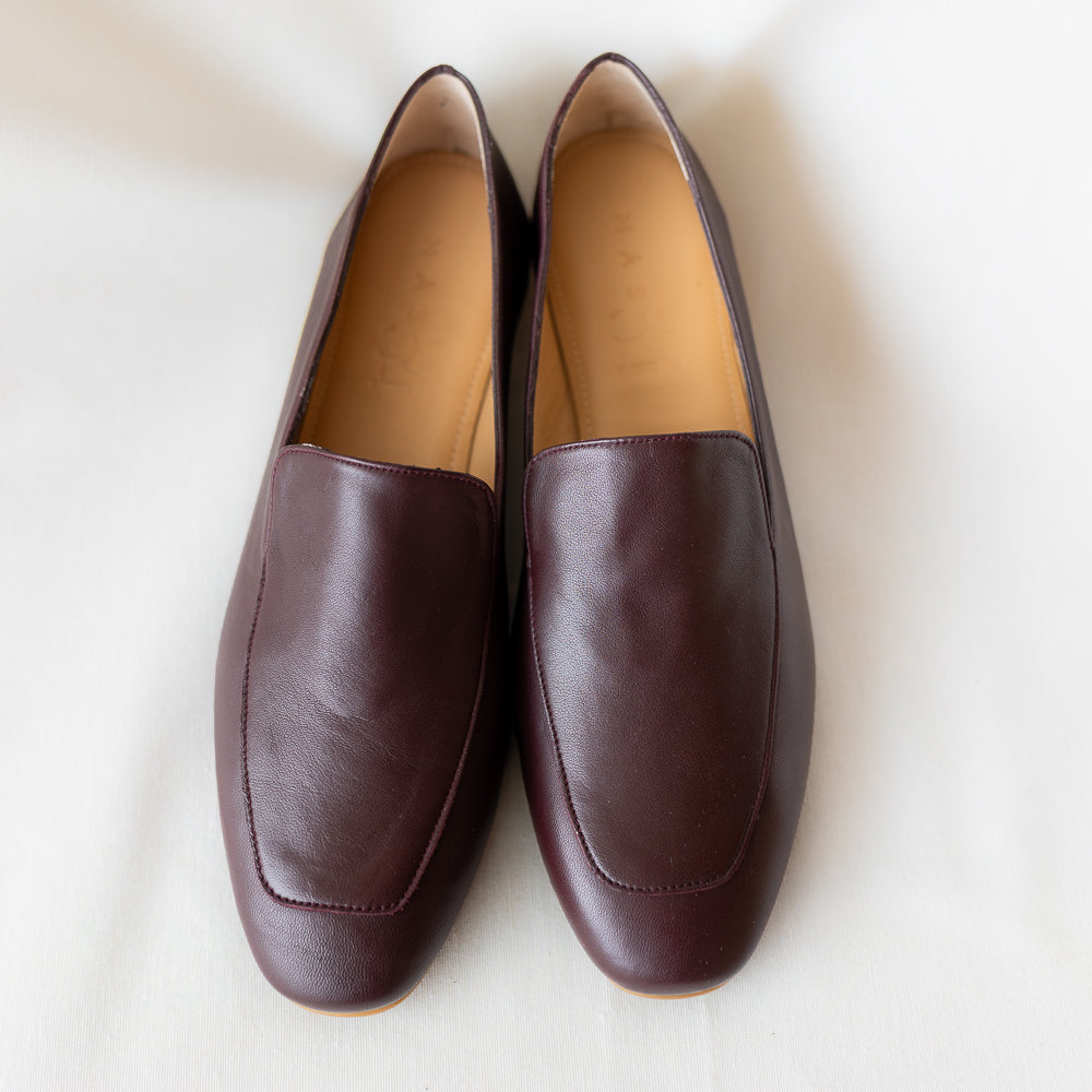 MOCASÍN BLANCA PIEL BURDEOS