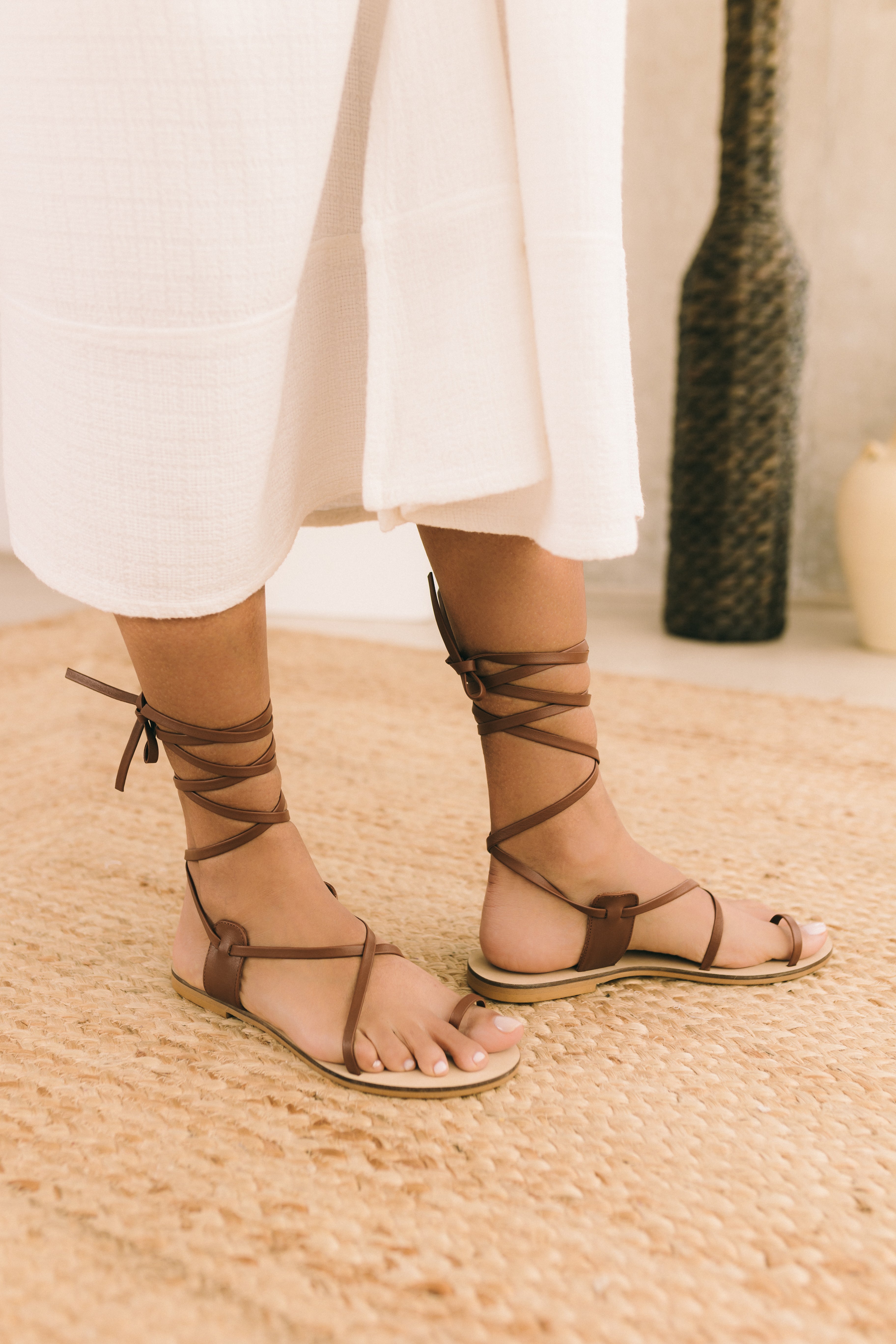 SANDALIA PLANA TIFFON PIEL MARRÓN