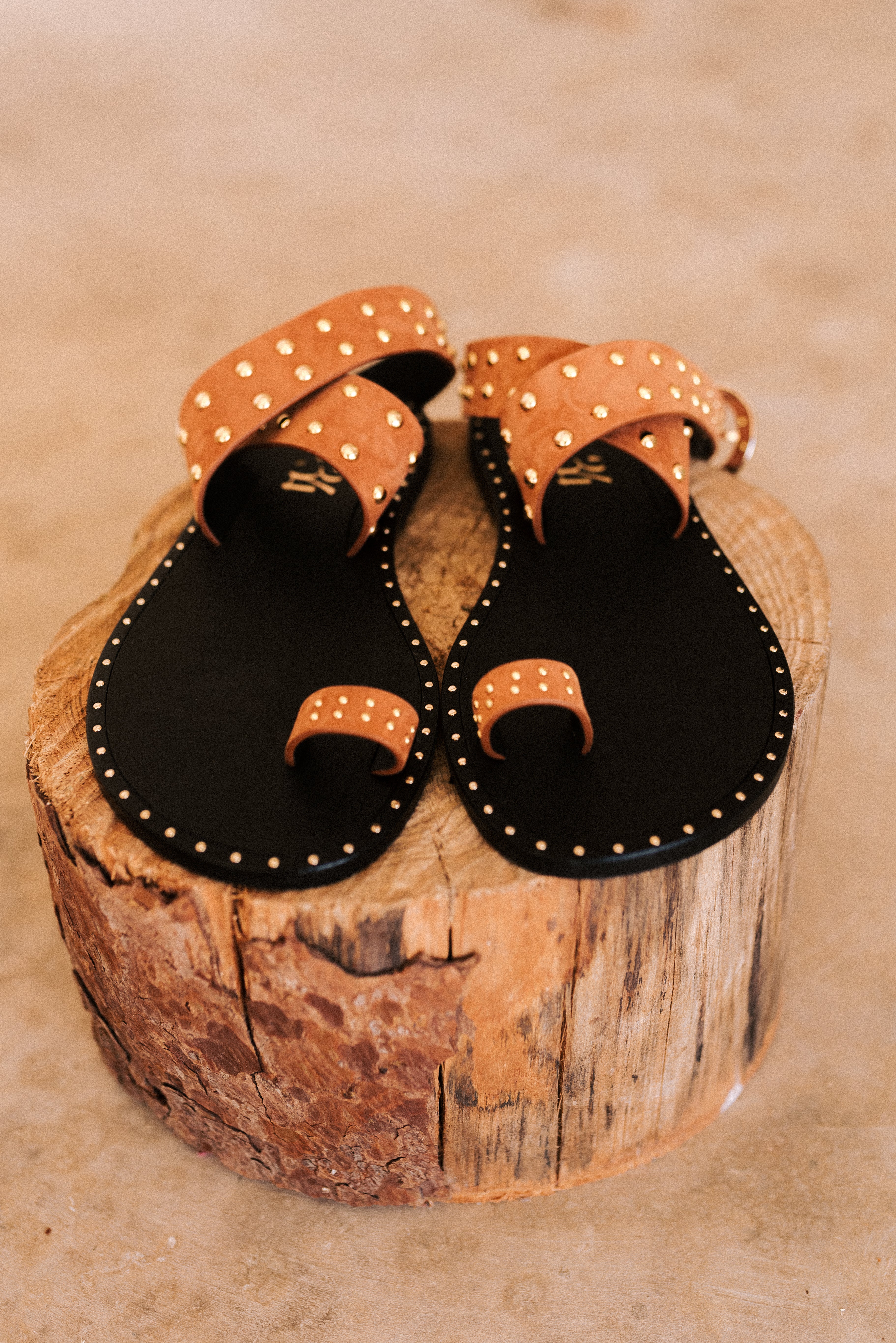 PABLO SUEDE COGNAC FLAT SANDAL