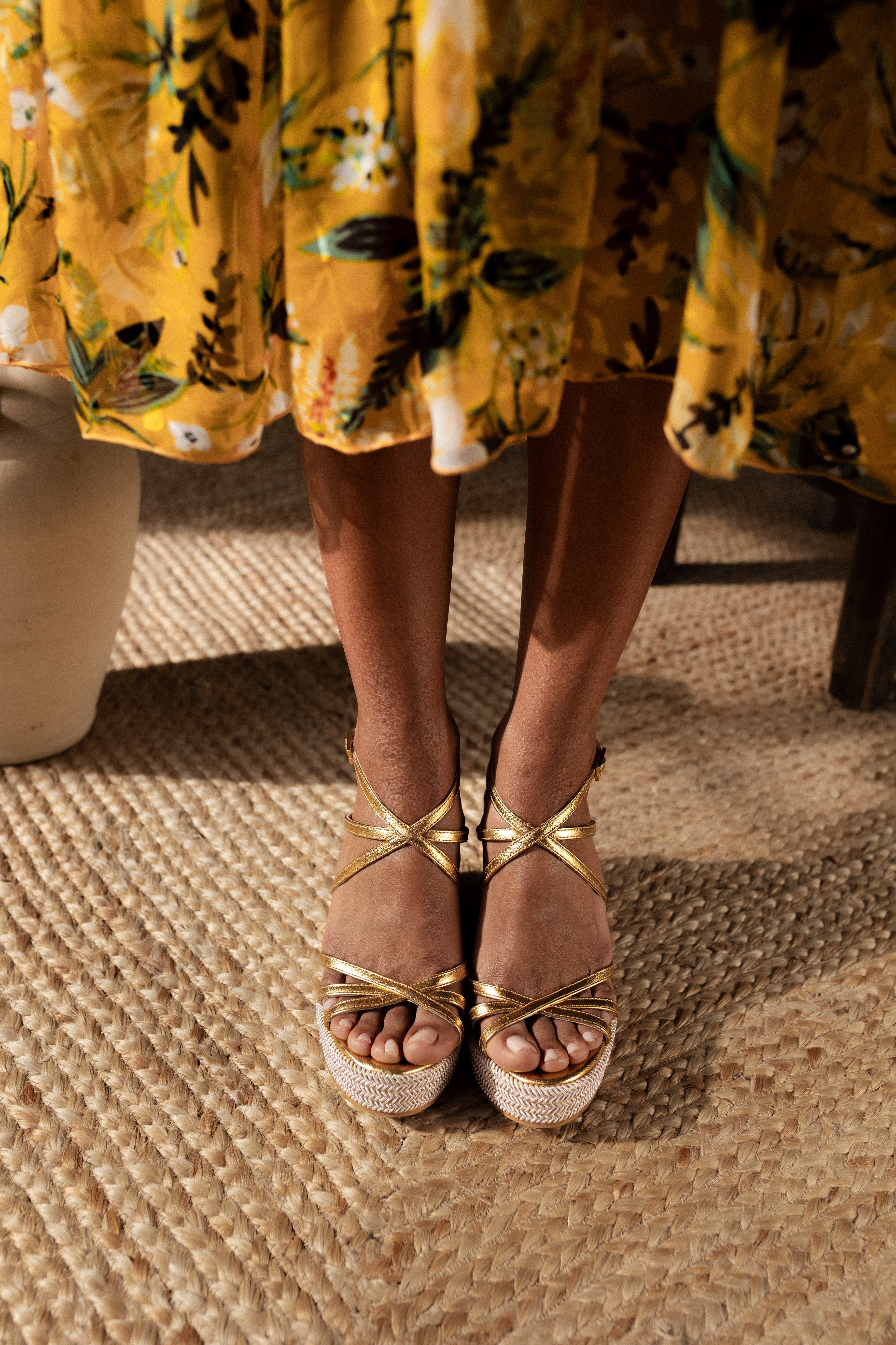 BERTA WEDGE GOLD LAMINATED LEATHER 8.5 CM