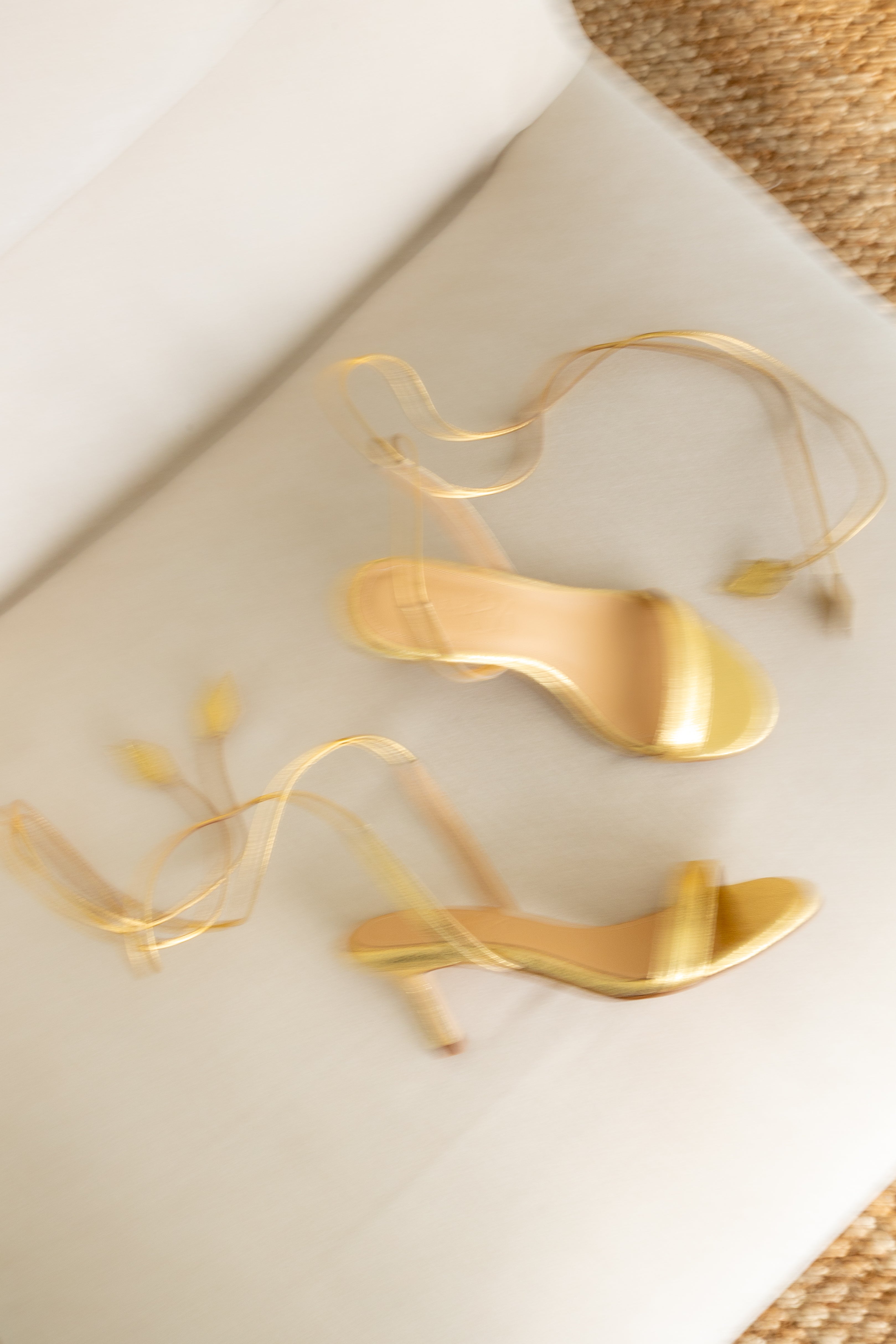 SANDALIA FIONA 2.0 PIEL GRABADA ORO TACÓN 6CM