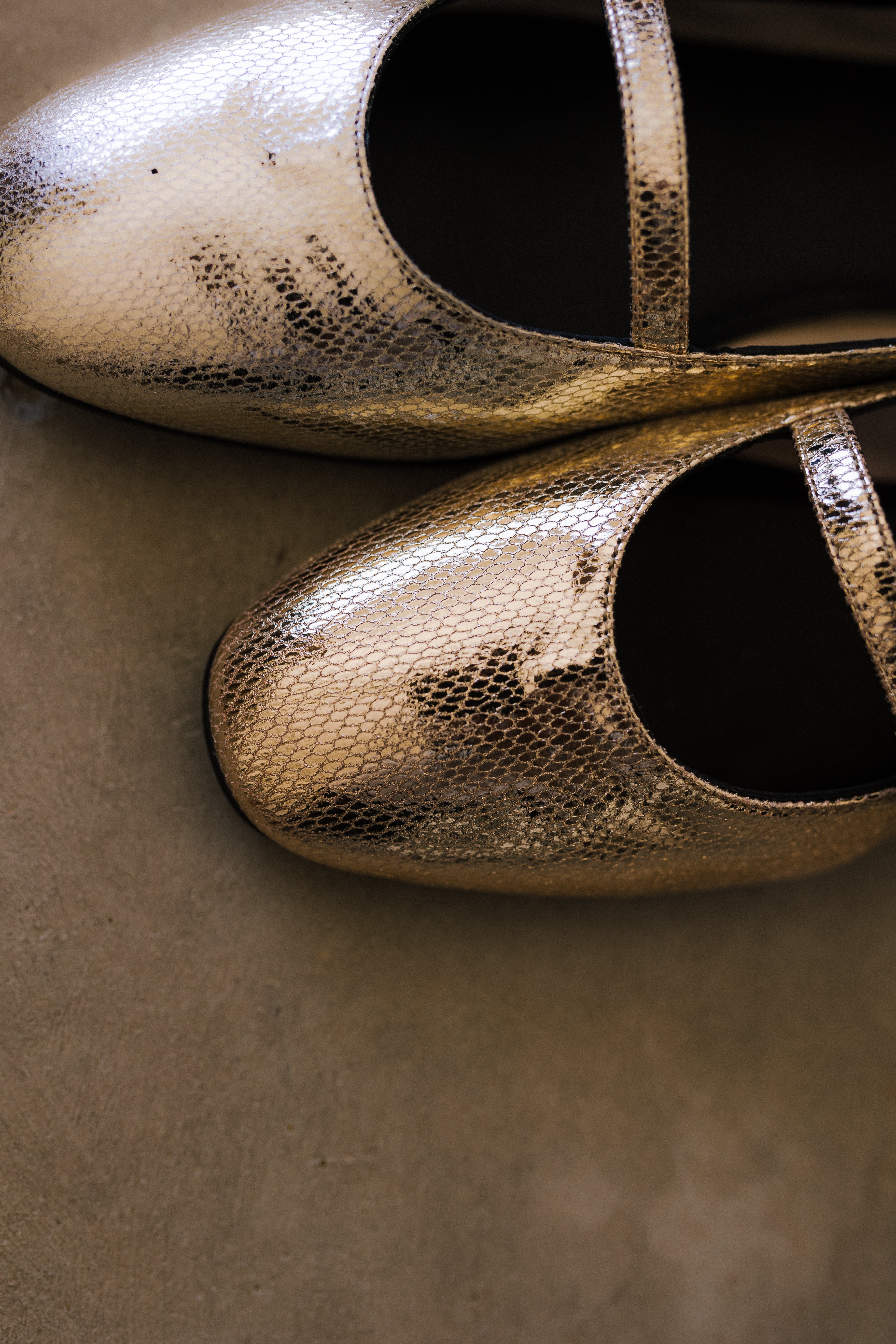 BALLERINA GEMA PLATINUM LAMINATED LEATHER