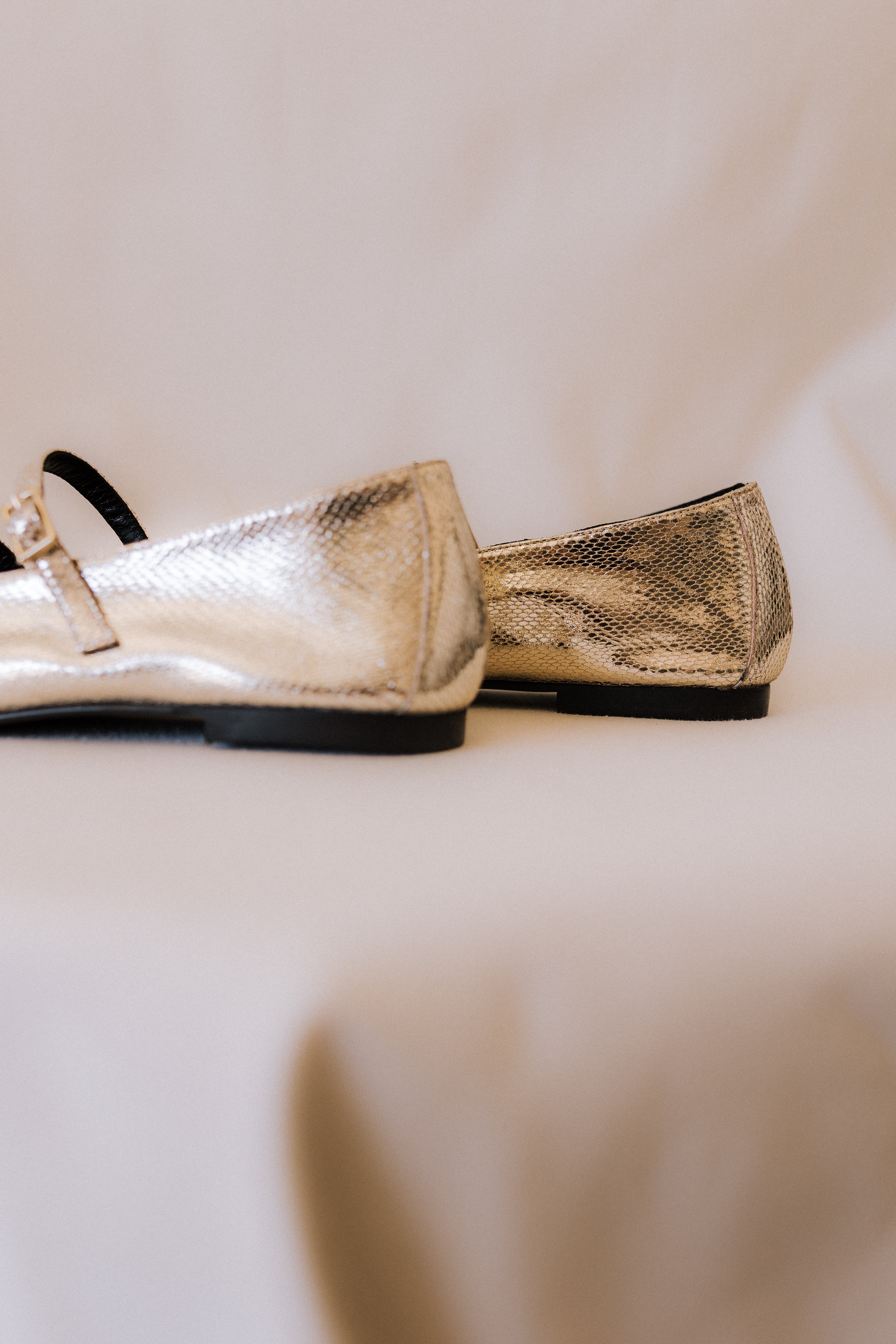 BALLERINA GEMA PLATINUM LAMINATED LEATHER