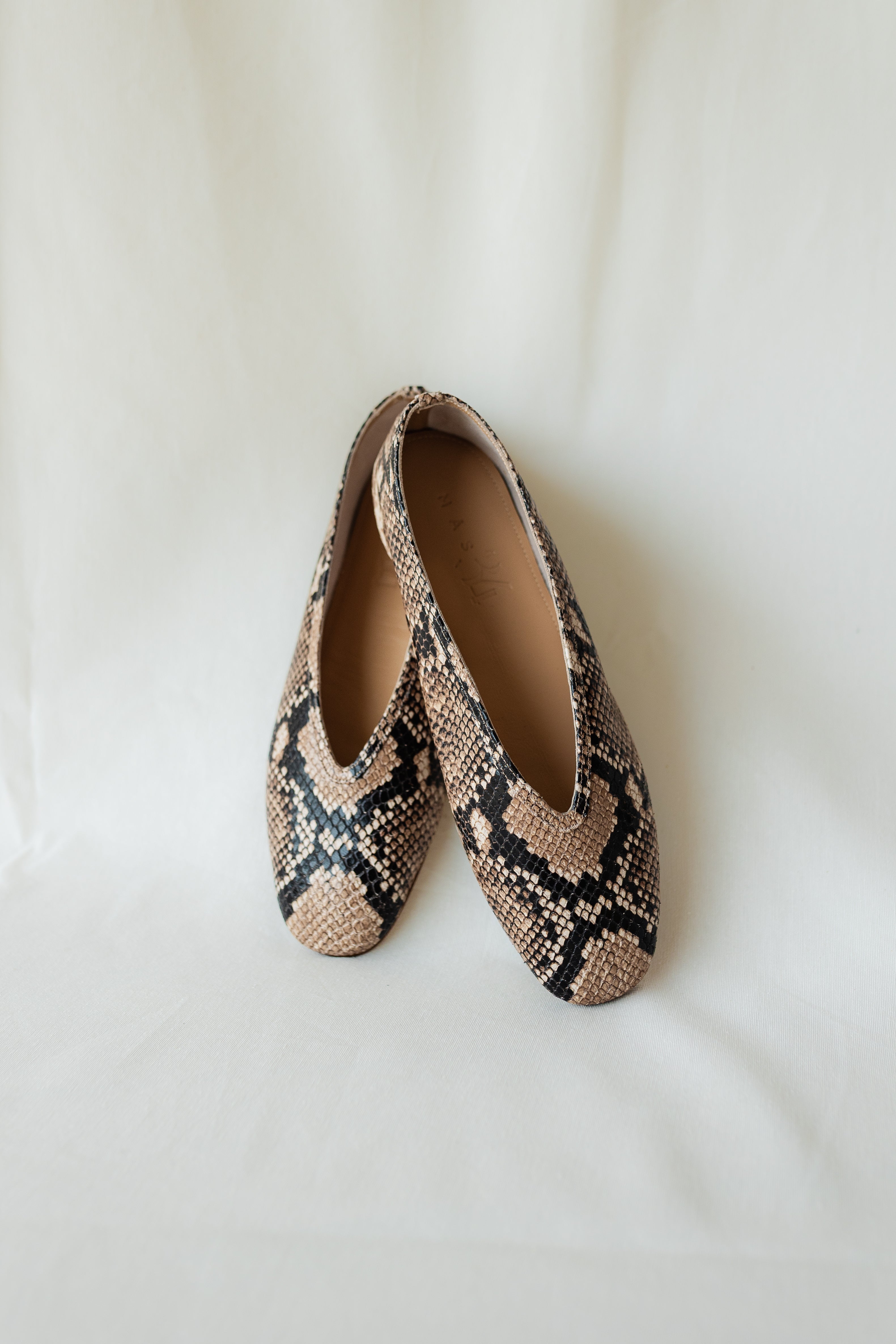 BAILARINA VALERIA PIEL EFECTO PITÓN NATURAL