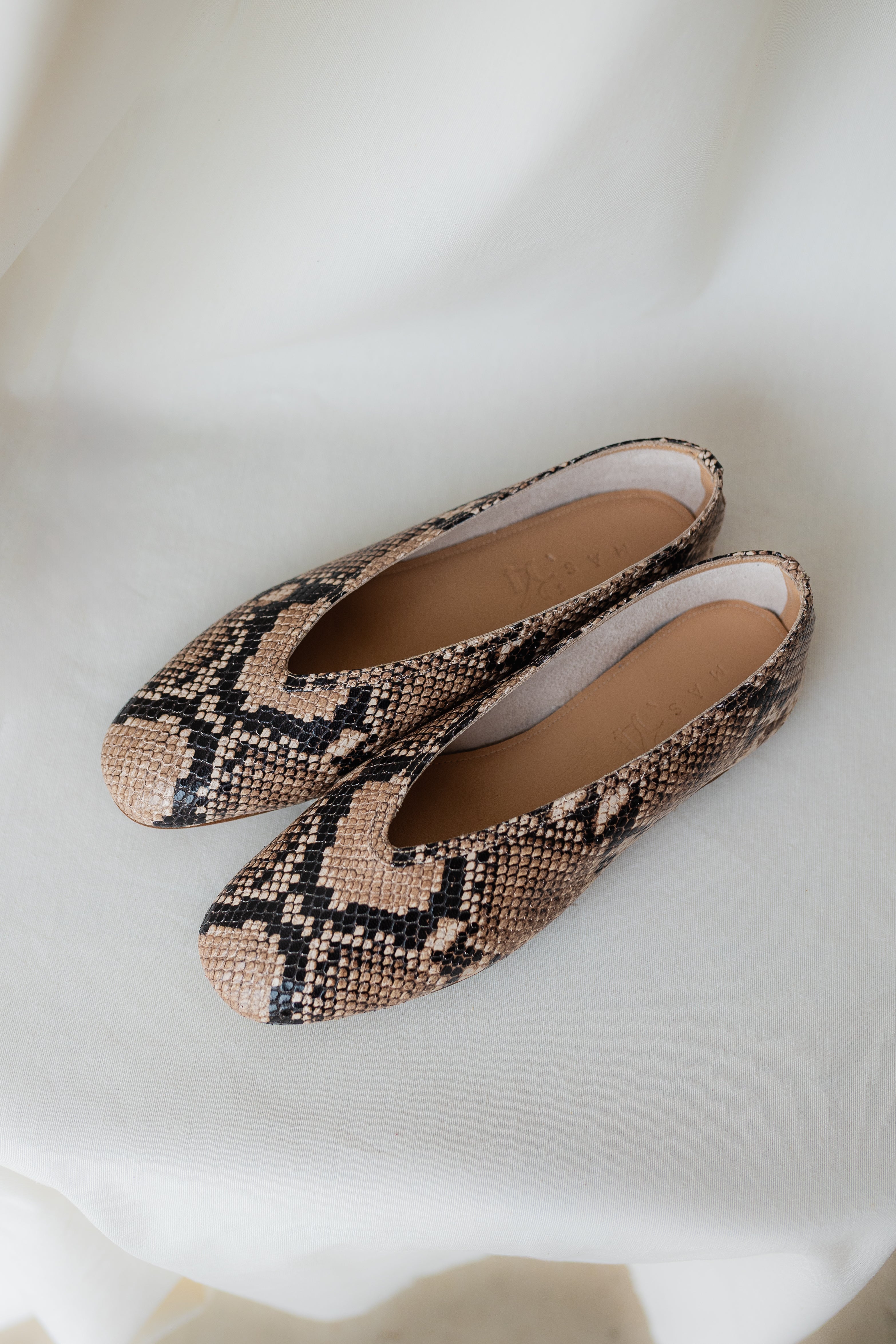 BAILARINA VALERIA PIEL EFECTO PITÓN NATURAL