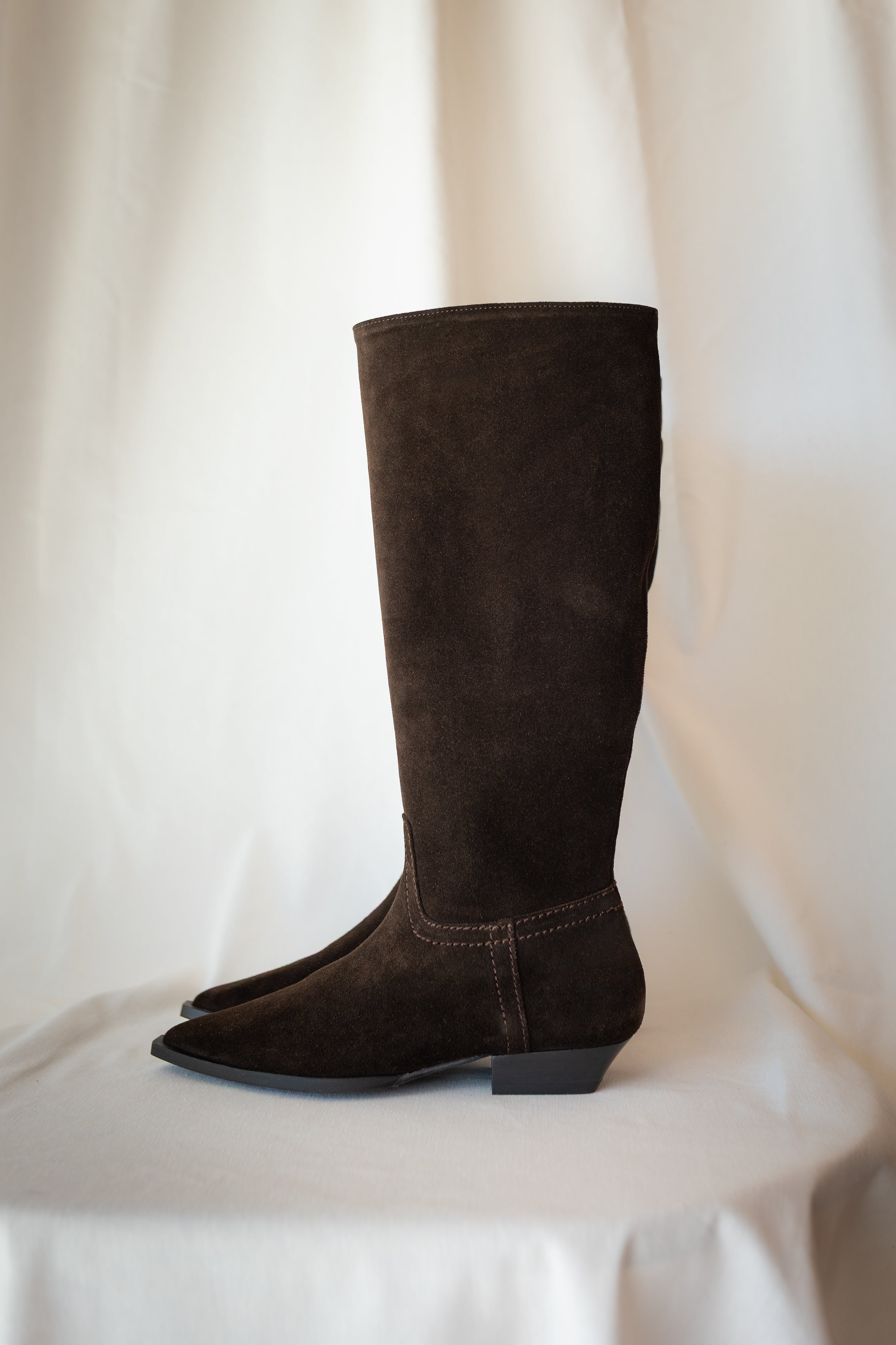 BOTA MARA ANTE MARRÓN CHOCOLATE TACÓN 2CM