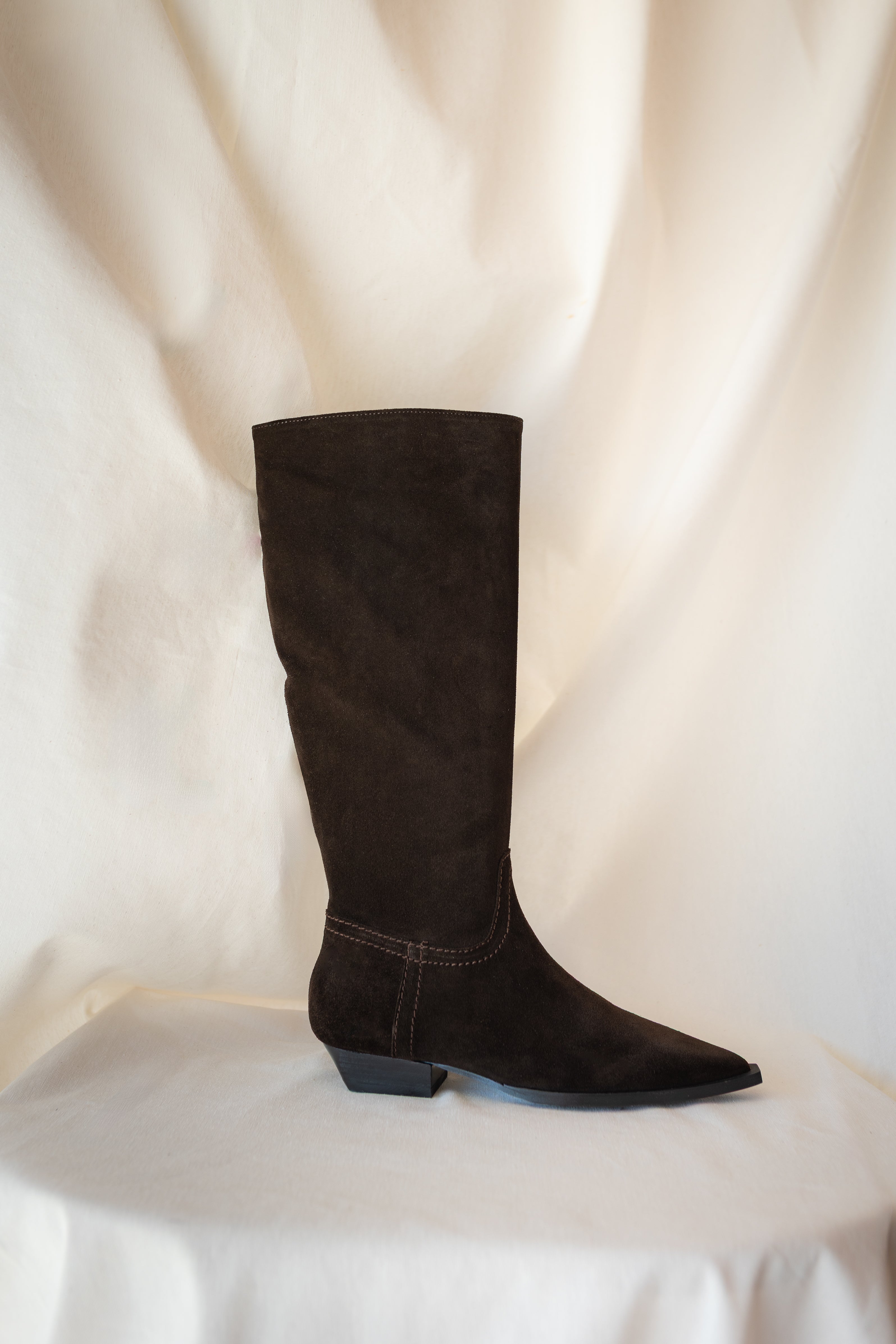 MARA BOOT CHOCOLATE BROWN SUEDE 2CM HEEL