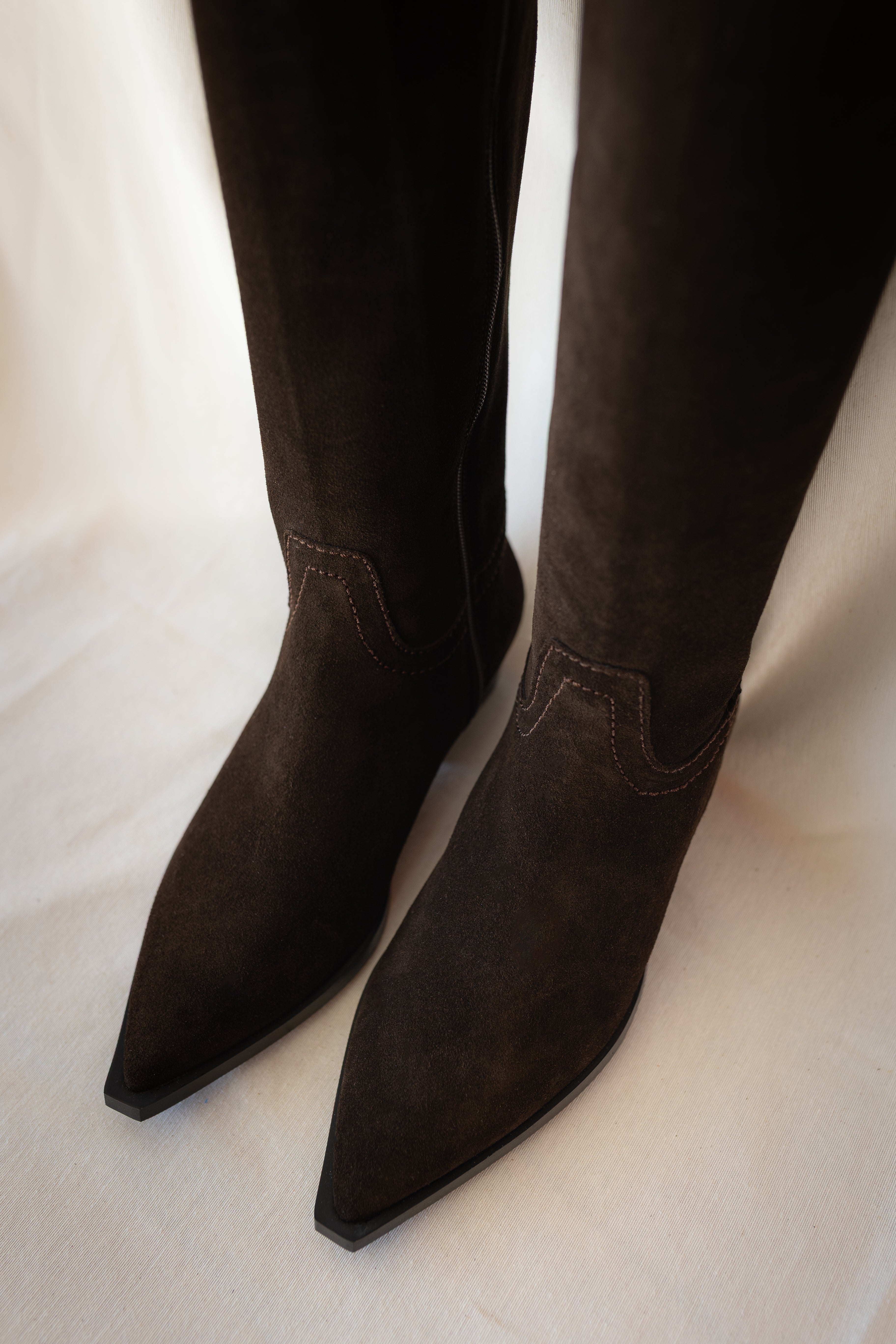 BOTA MARA ANTE MARRÓN CHOCOLATE TACÓN 2CM