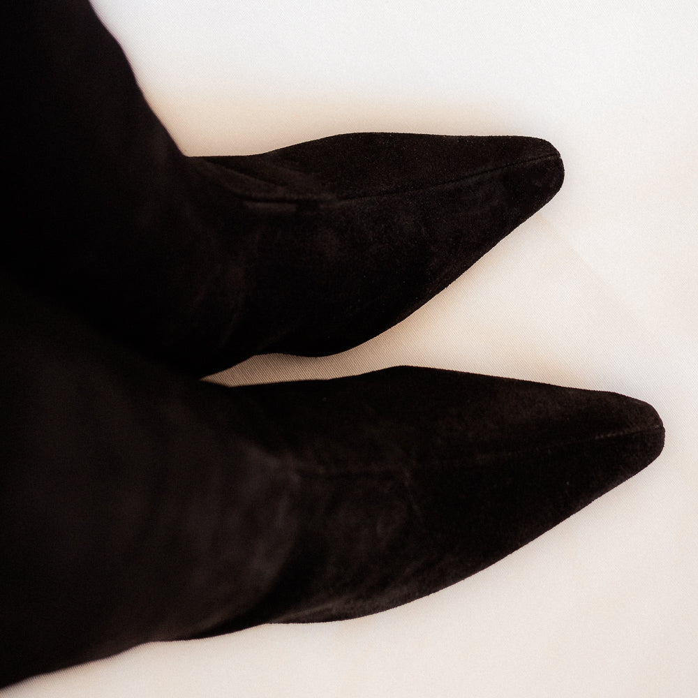 BLACK SUEDE PEPA BOOT WITH 5CM MIDI HEEL