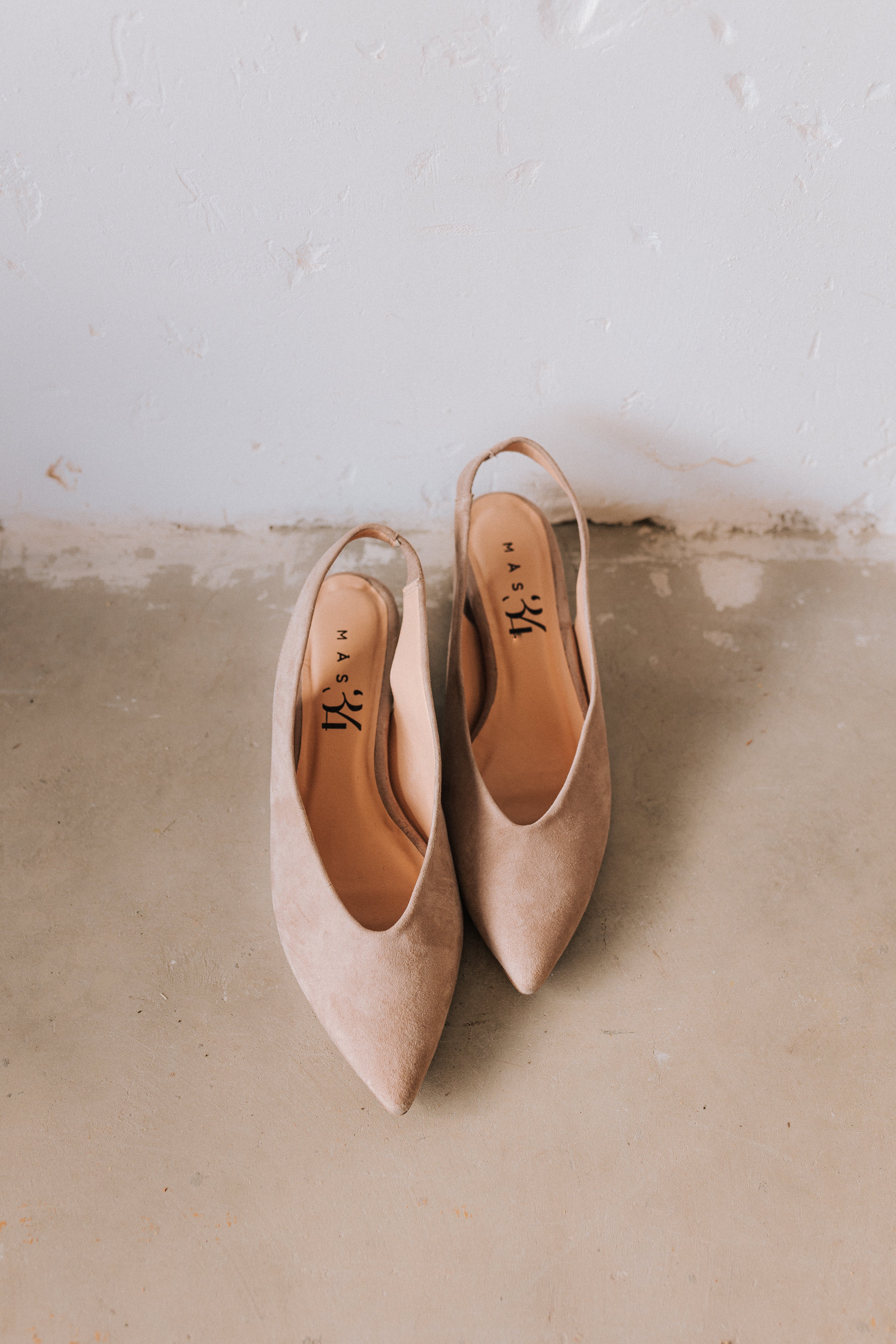 STILETTO GRETA NATURAL SUEDE 4CM HEEL
