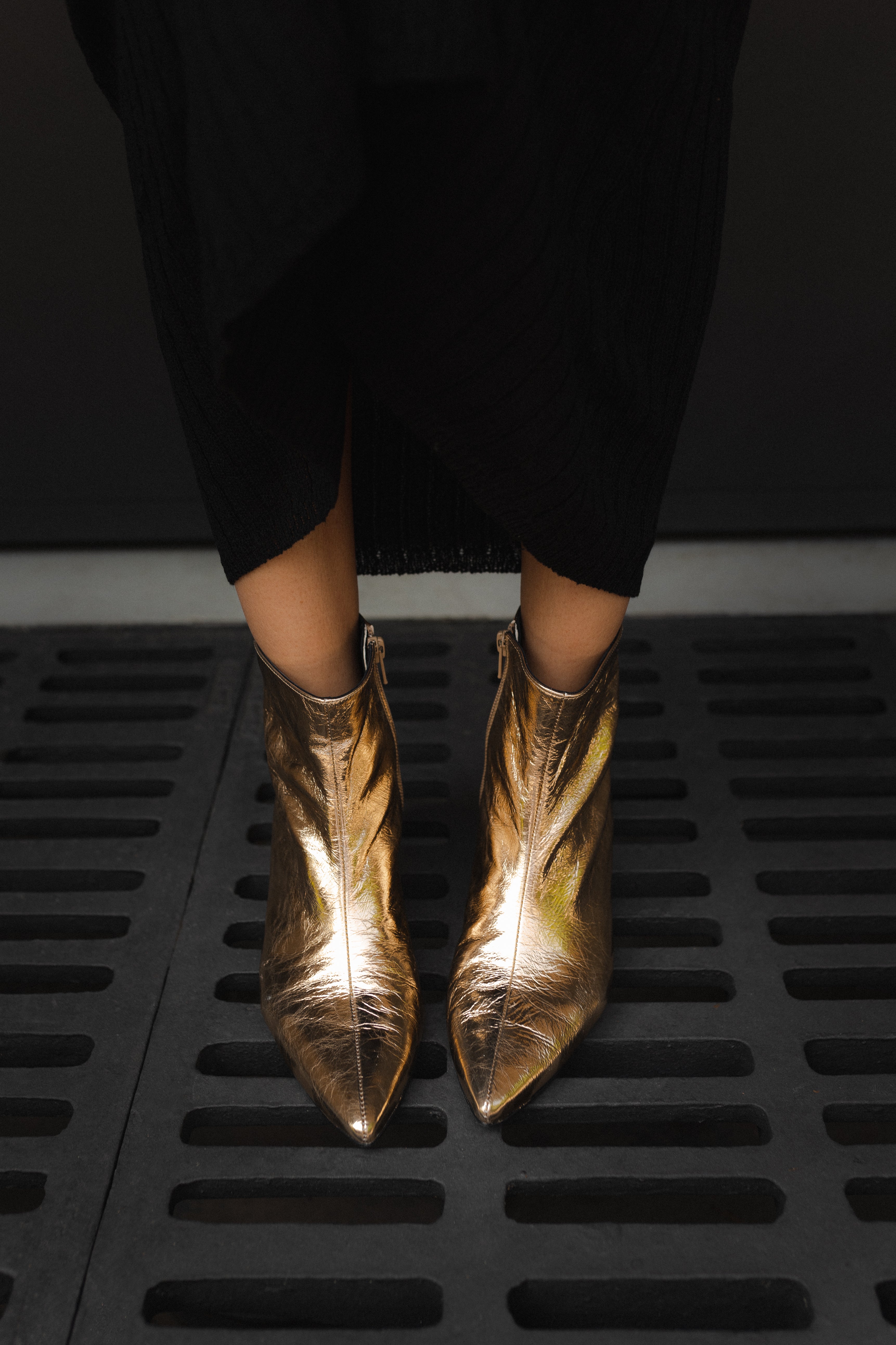 SILVIA GOLD LAMINATED LEATHER BOOT 4CM HEEL