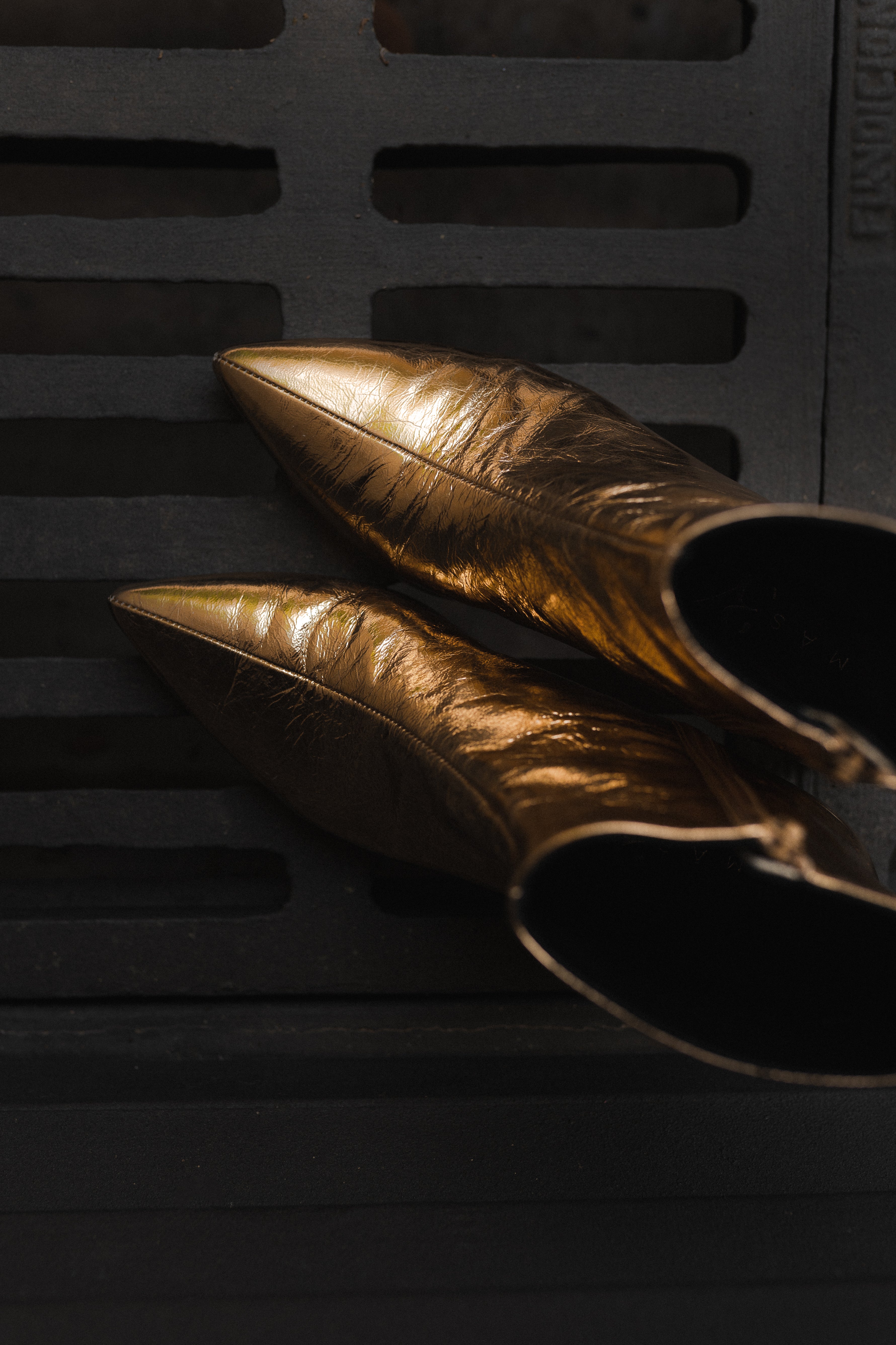 SILVIA GOLD LAMINATED LEATHER BOOT 4CM HEEL