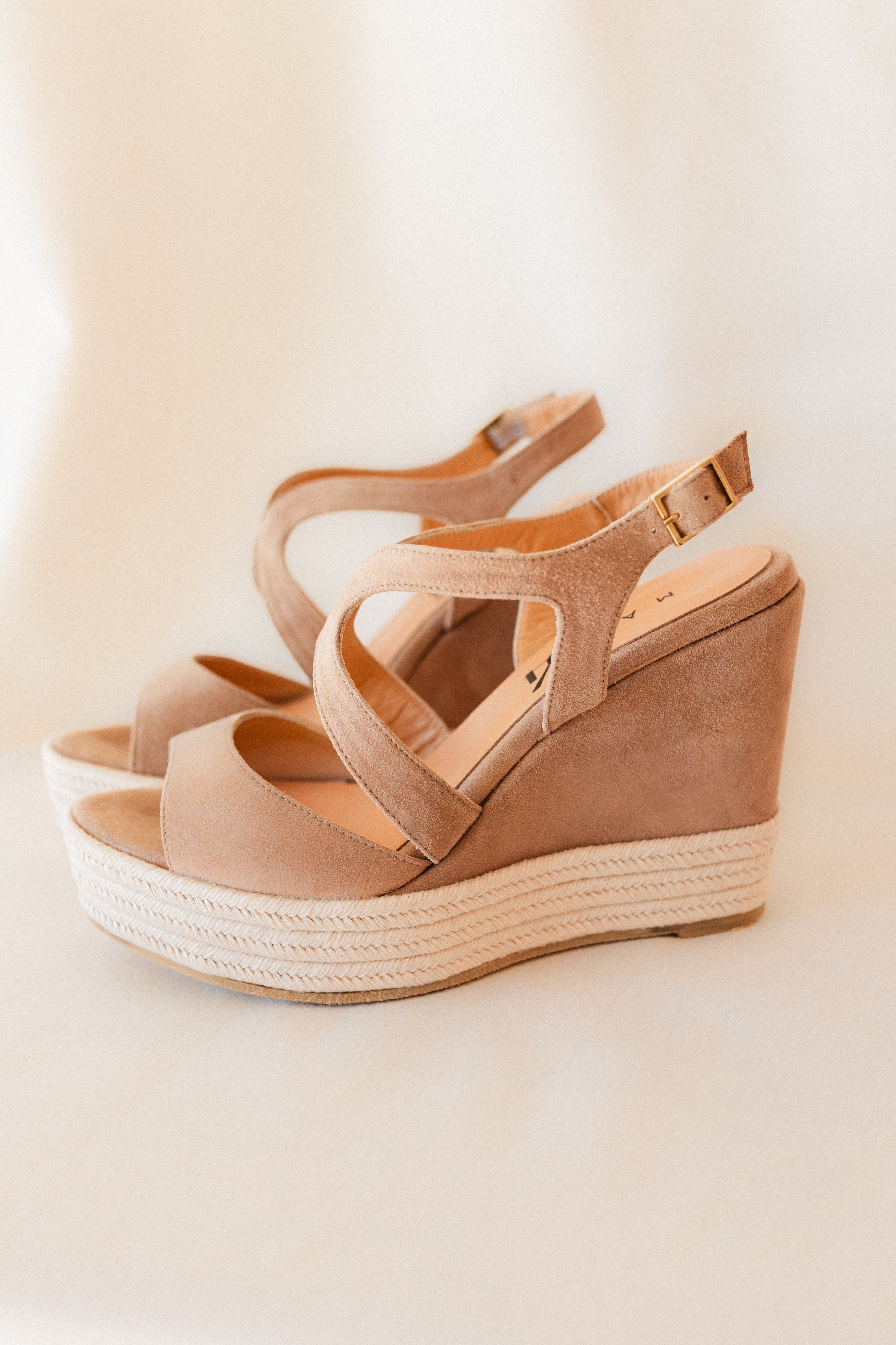 FLAVIA NATURAL SUEDE WEDGE 11 CM