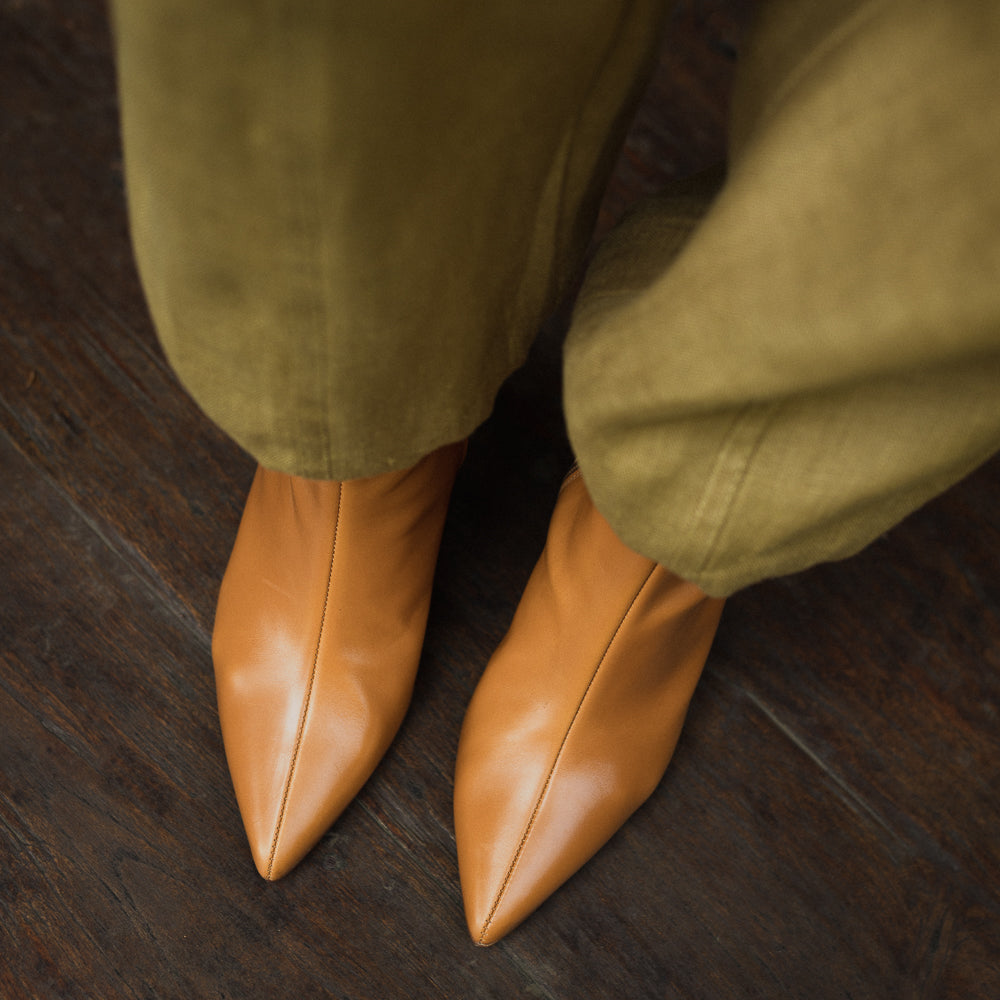 ARES BROWN LEATHER BOOT WITH 6CM HEEL