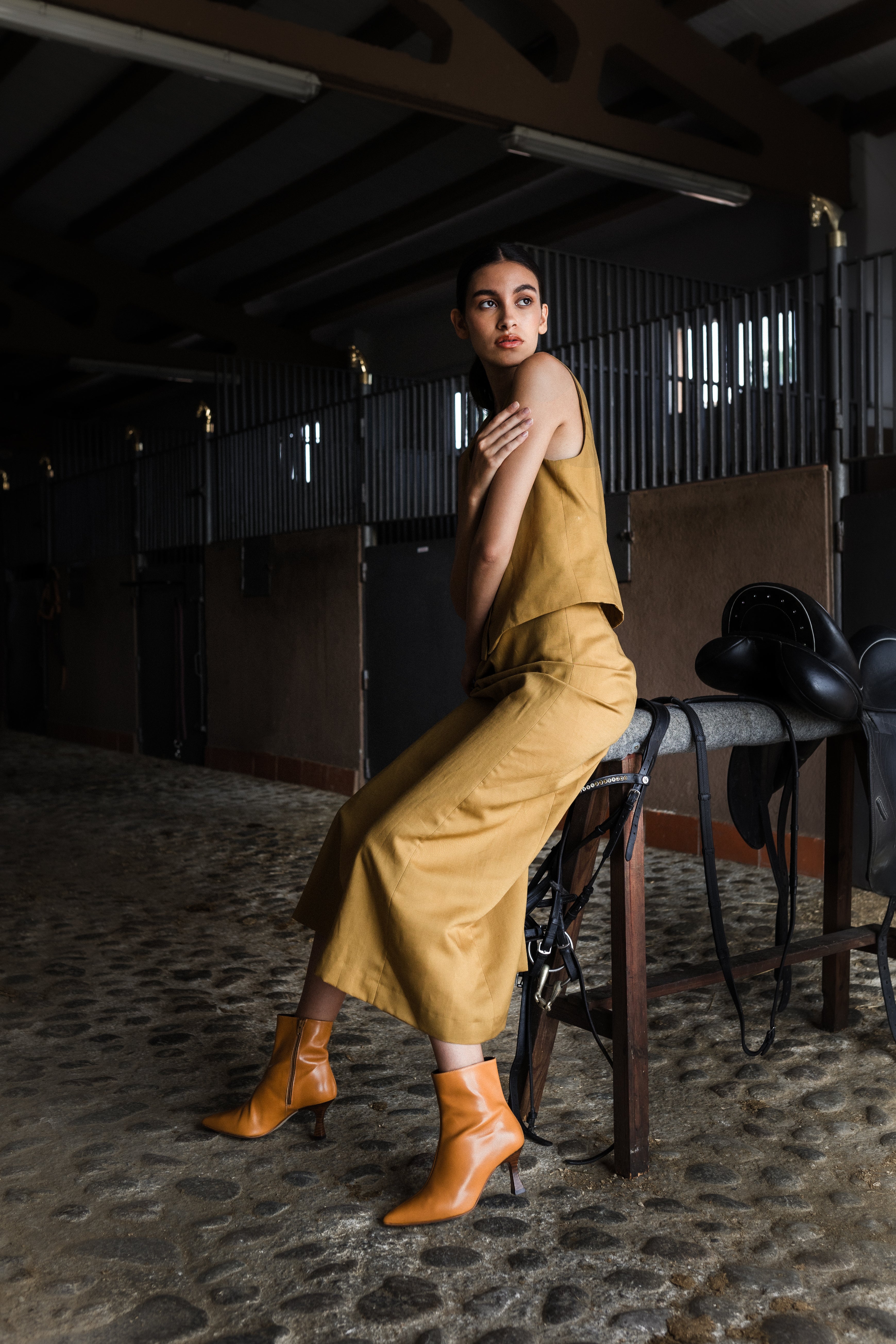 ARES BROWN LEATHER BOOT WITH 6CM HEEL