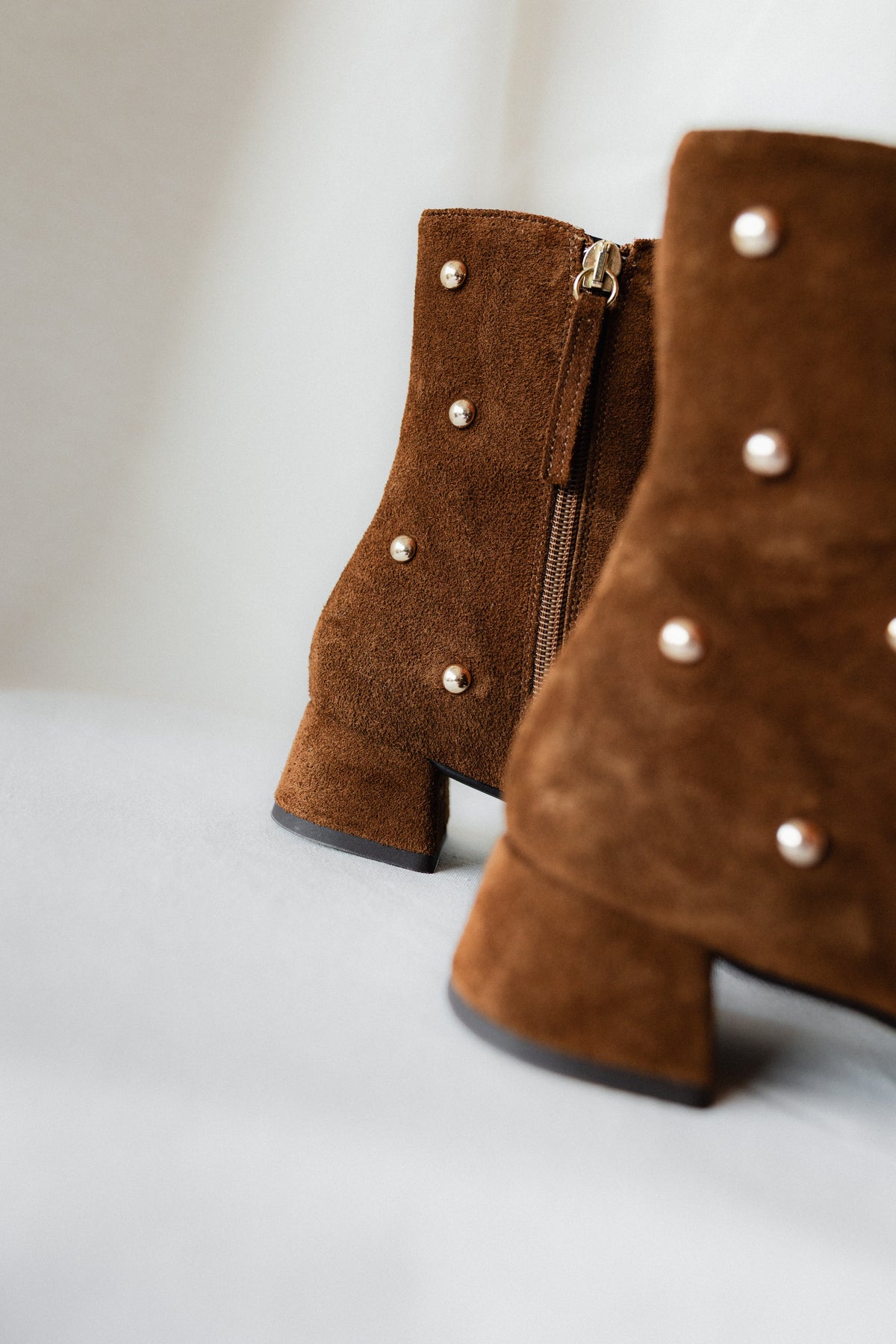 SILVIA BROWN SUEDE BOOT WITH 4CM HEEL