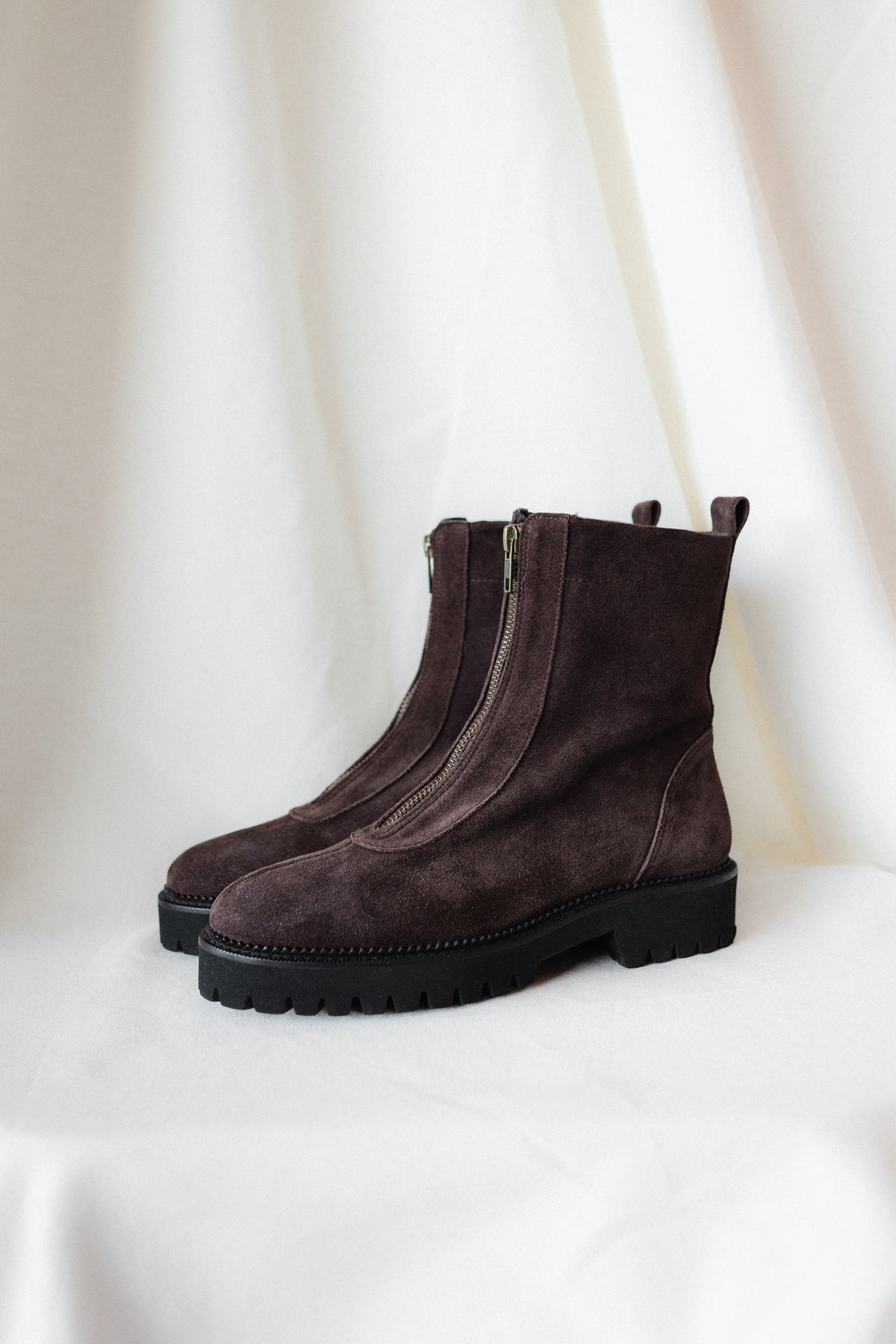 Bota Motera Emma Ante Marrón Tacón 4Cm