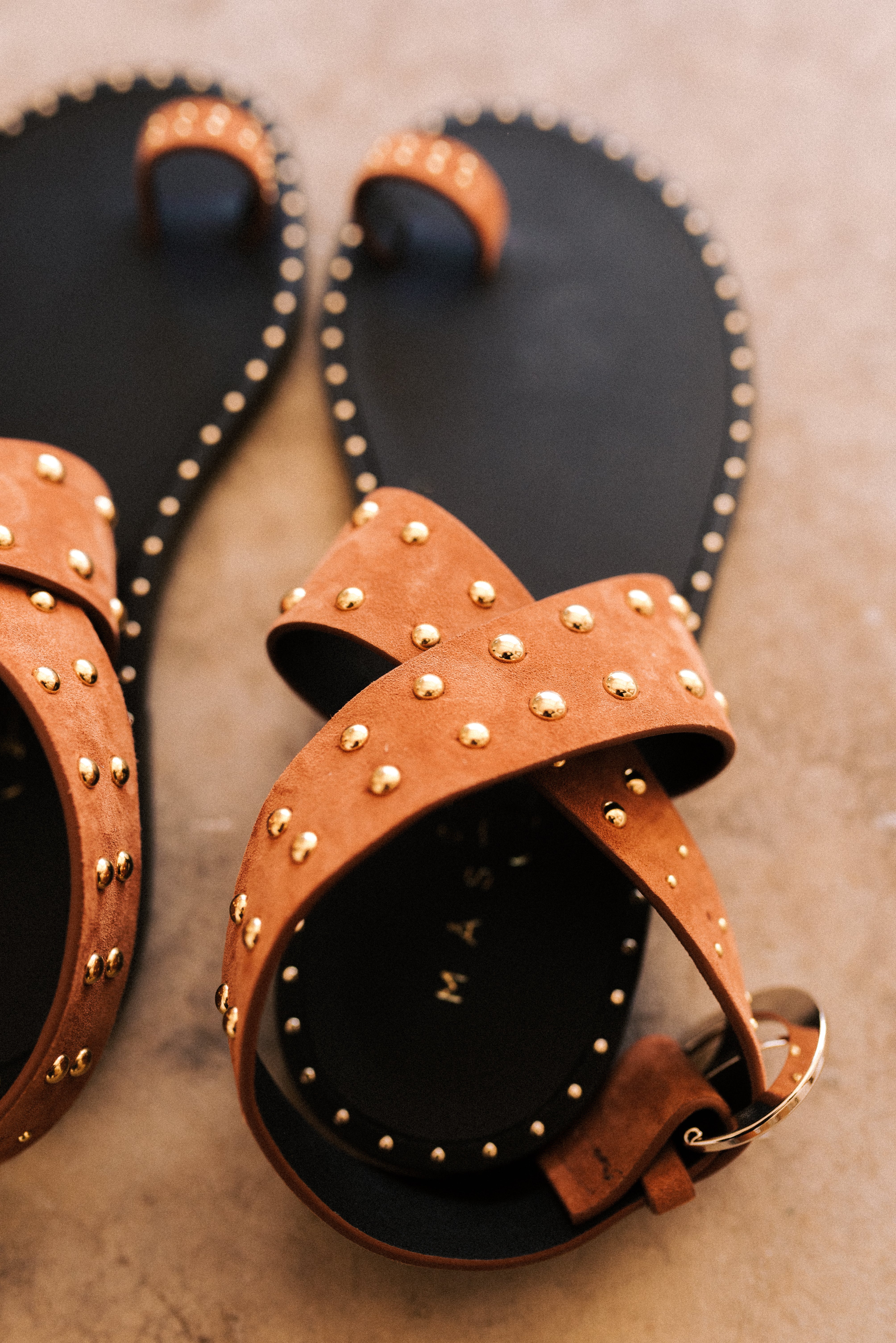 PABLO SUEDE COGNAC FLAT SANDAL