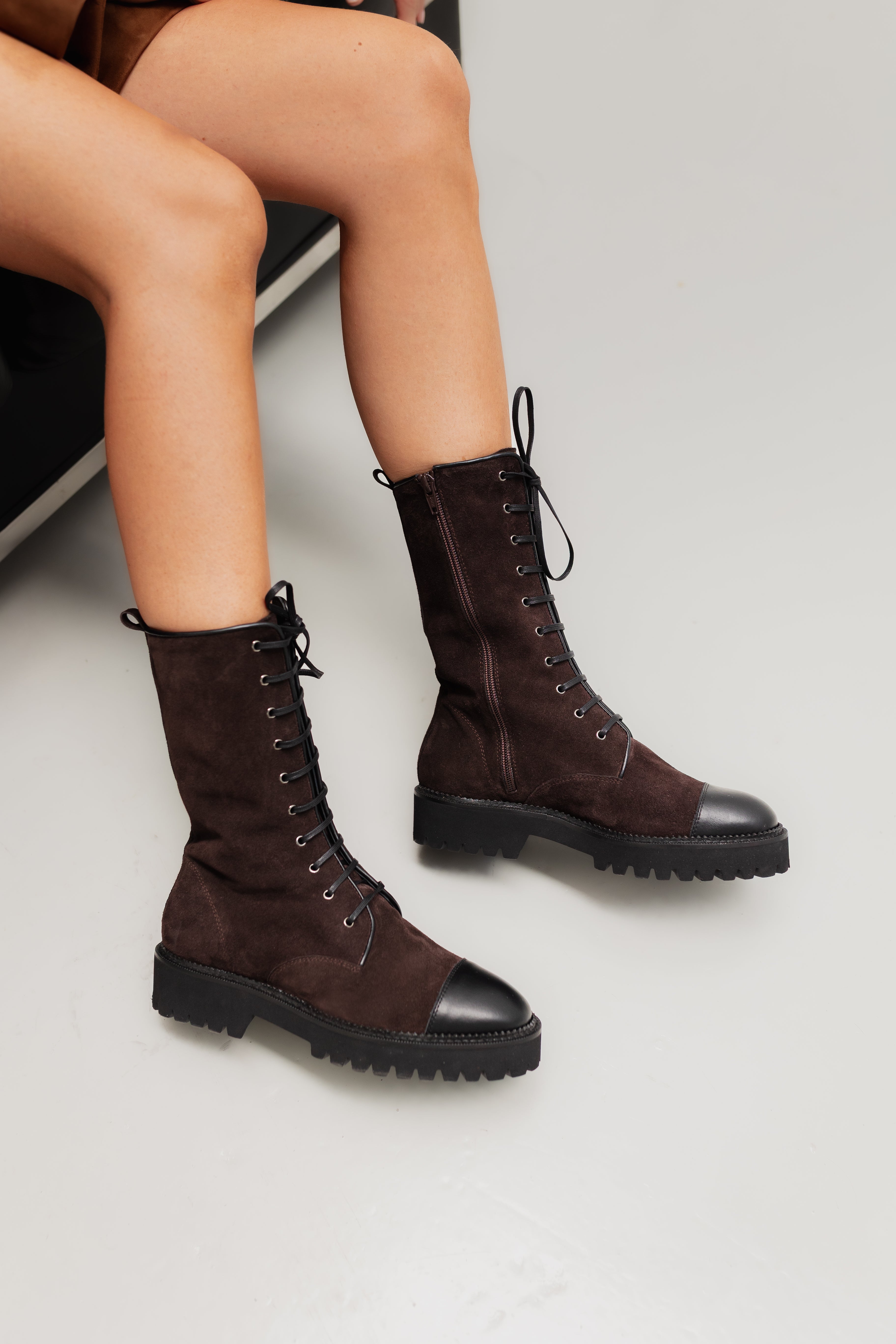 BOTA MOTERA JULIA ANTE MARRÓN 4CM