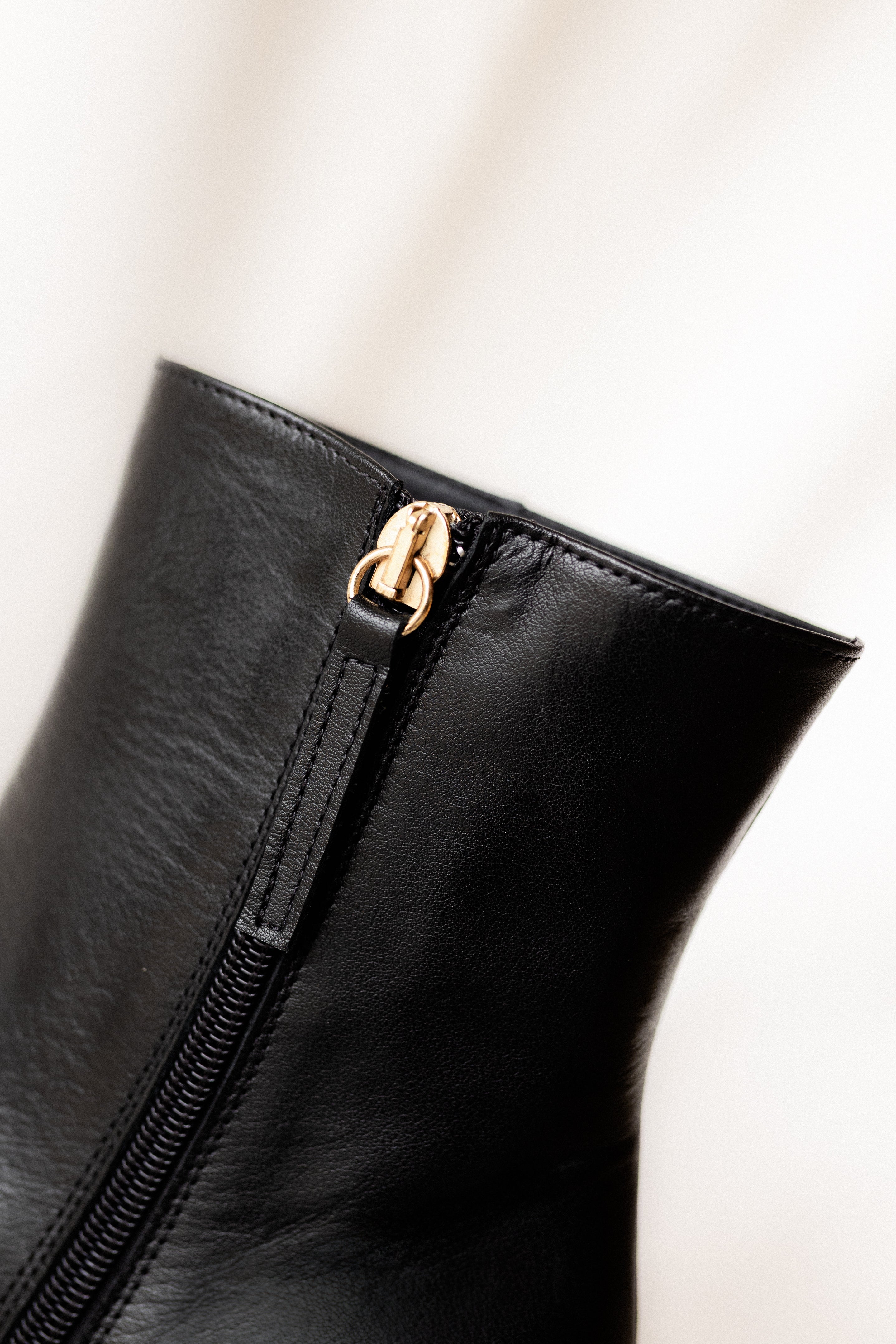 BOTÍN PAULA PIEL NEGRA TACÓN MIDI 5CM