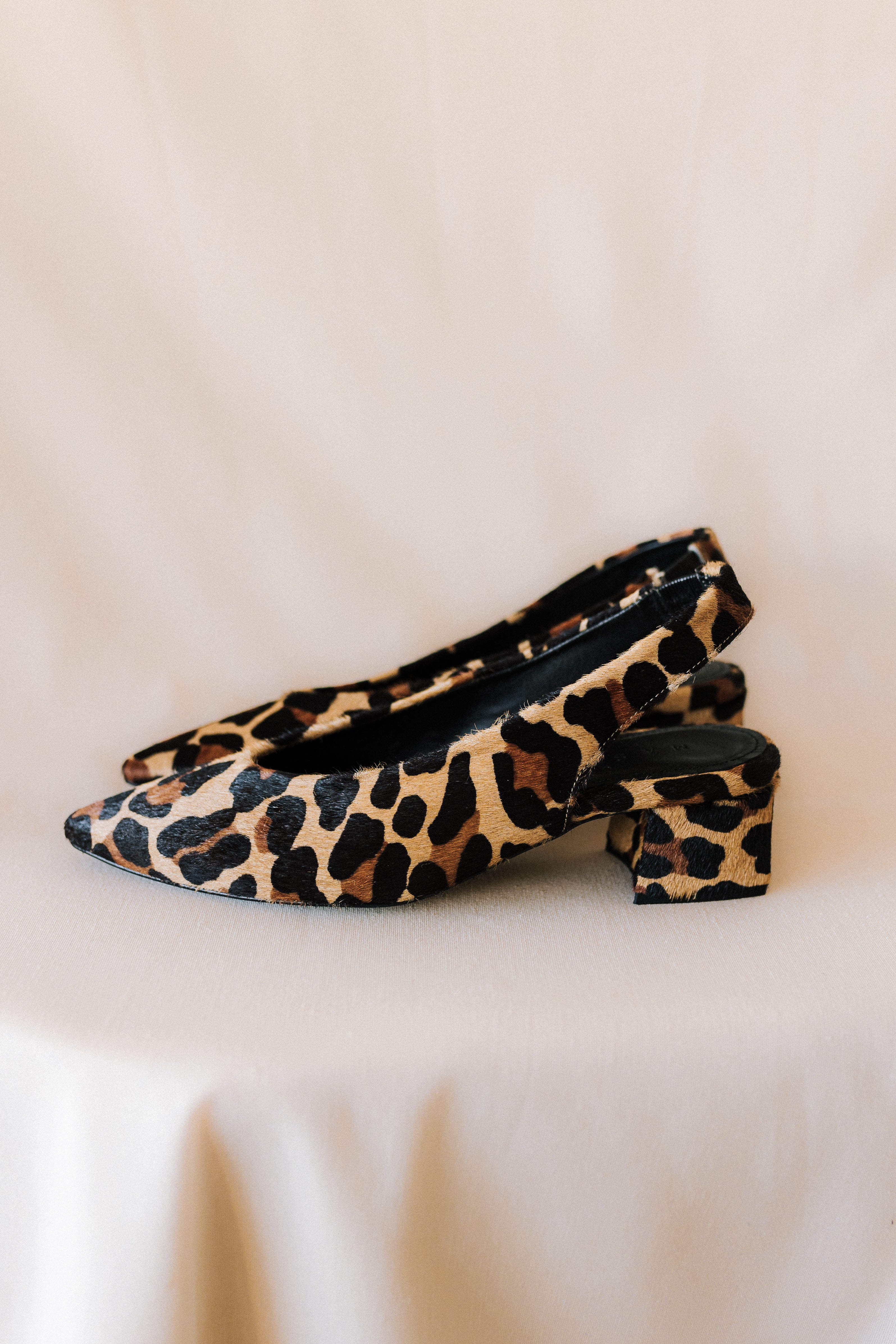 STILETTO GRETA EFECTO POTRO LEOPARDO TACÓN 4CM