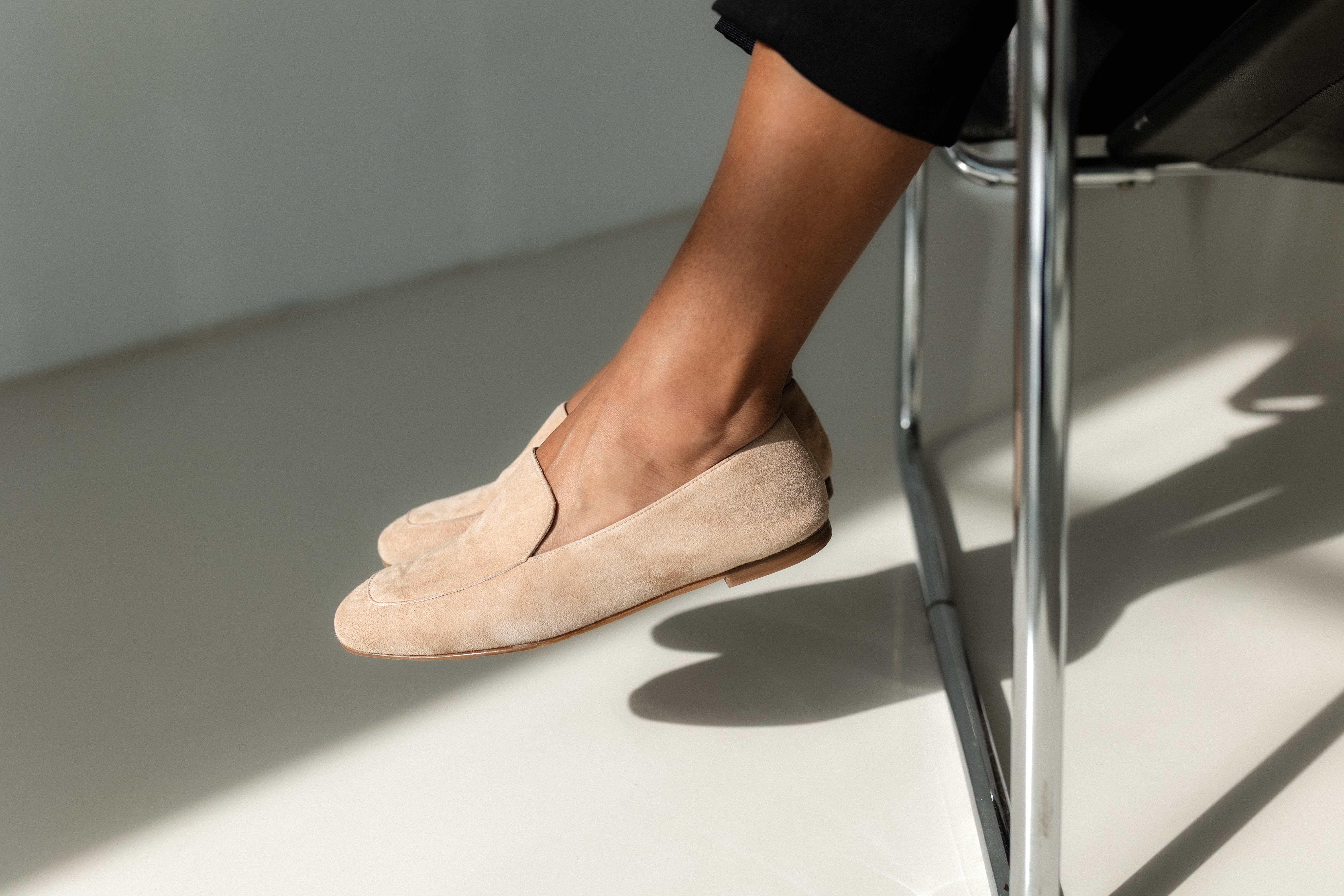 WHITE NATURAL SUEDE LOAFER