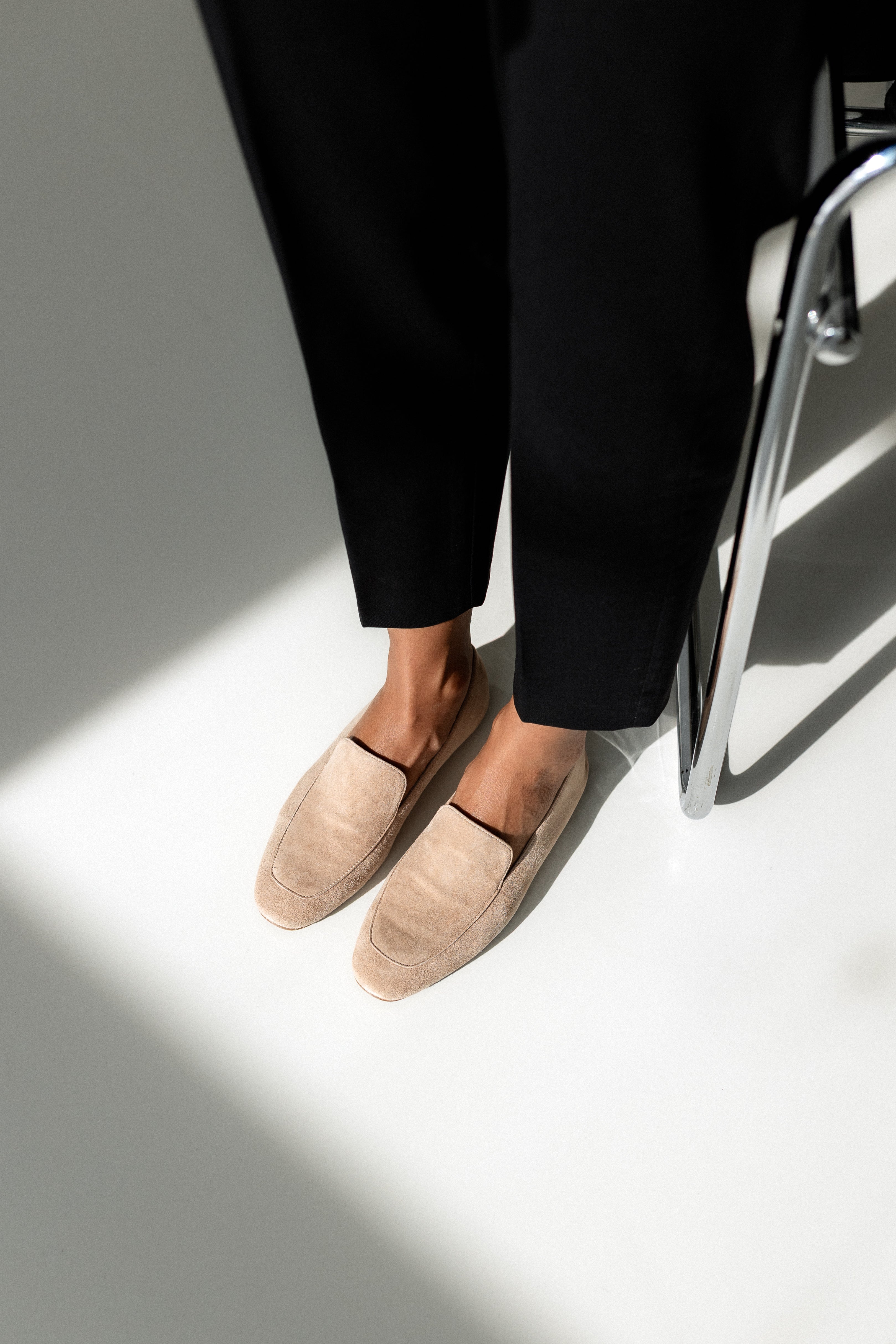 WHITE NATURAL SUEDE LOAFER