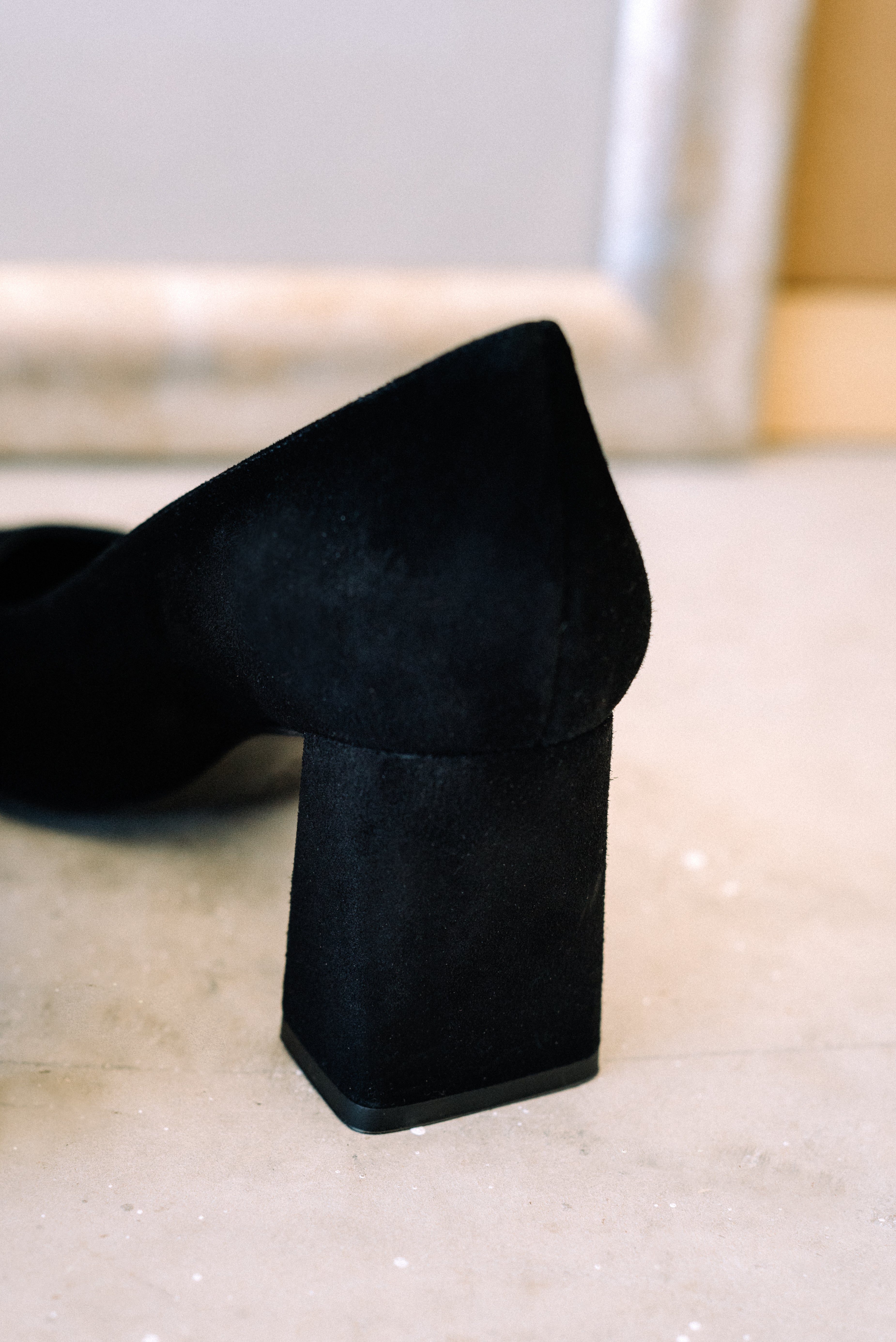 STILETTO NÚRIA ANTE NEGRO 6CM