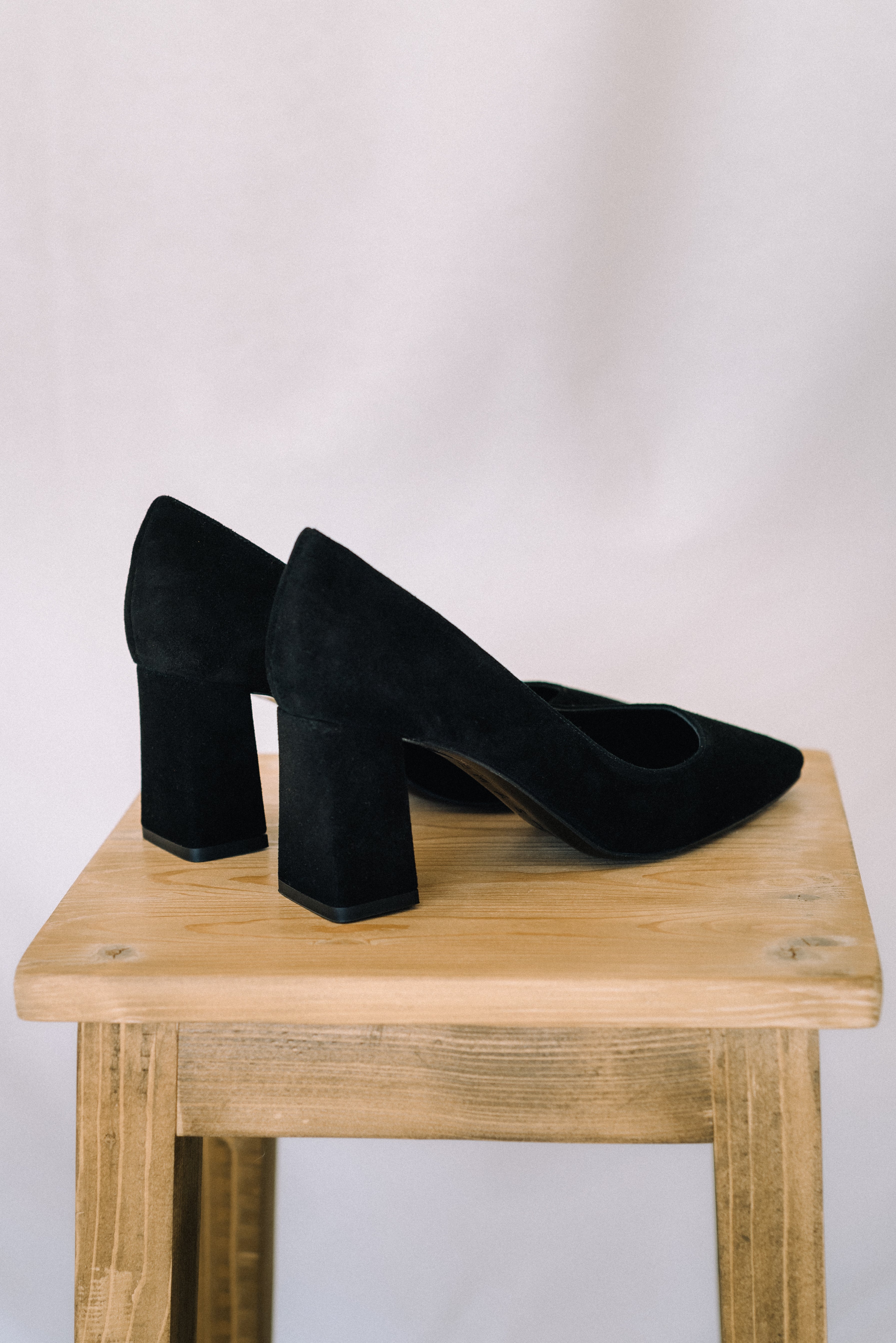 STILETTO NÚRIA ANTE NEGRO 6CM