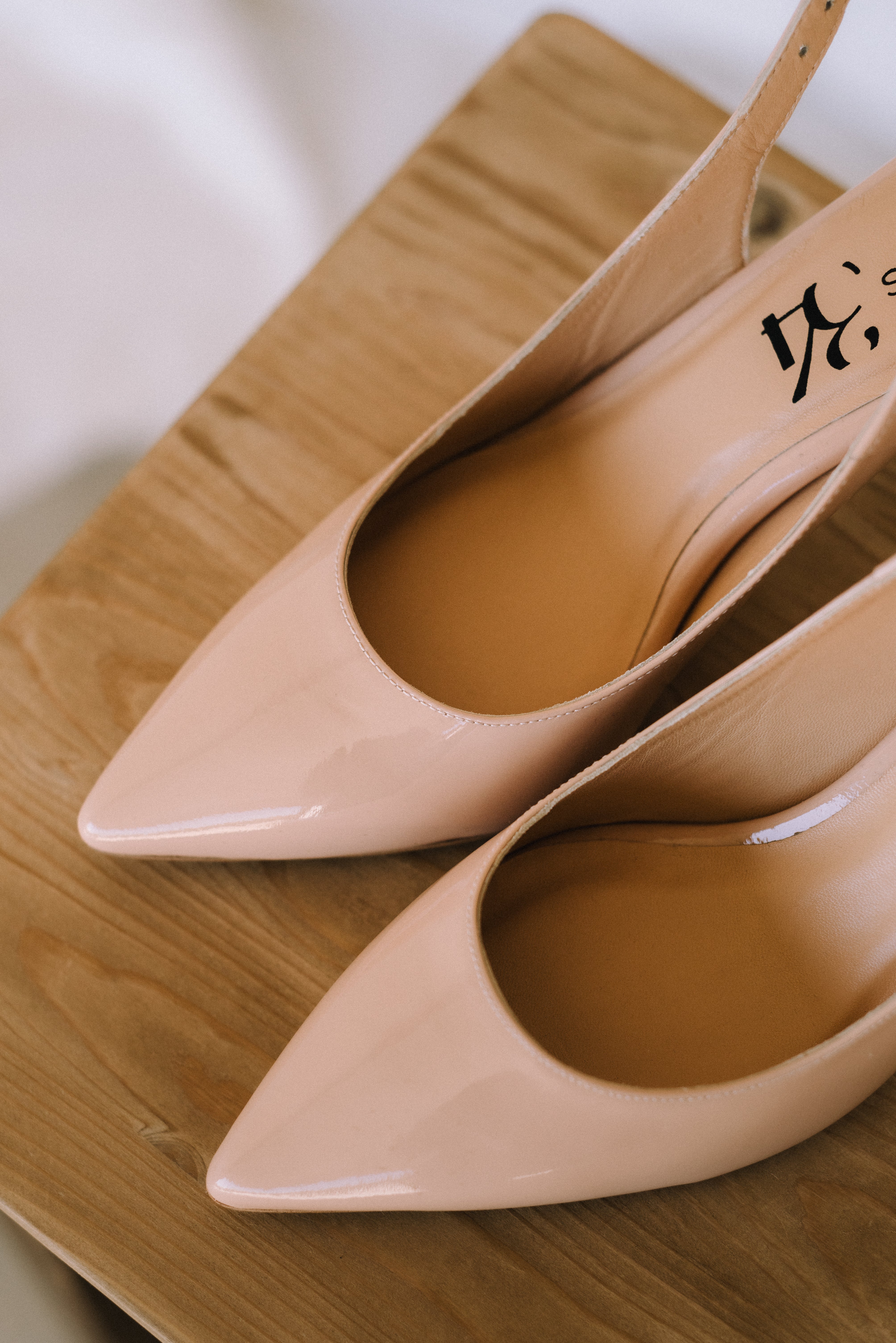 ANGELES NUDE PATENT LEATHER 6CM HEEL STRAIGHT STOOPED STILETTO