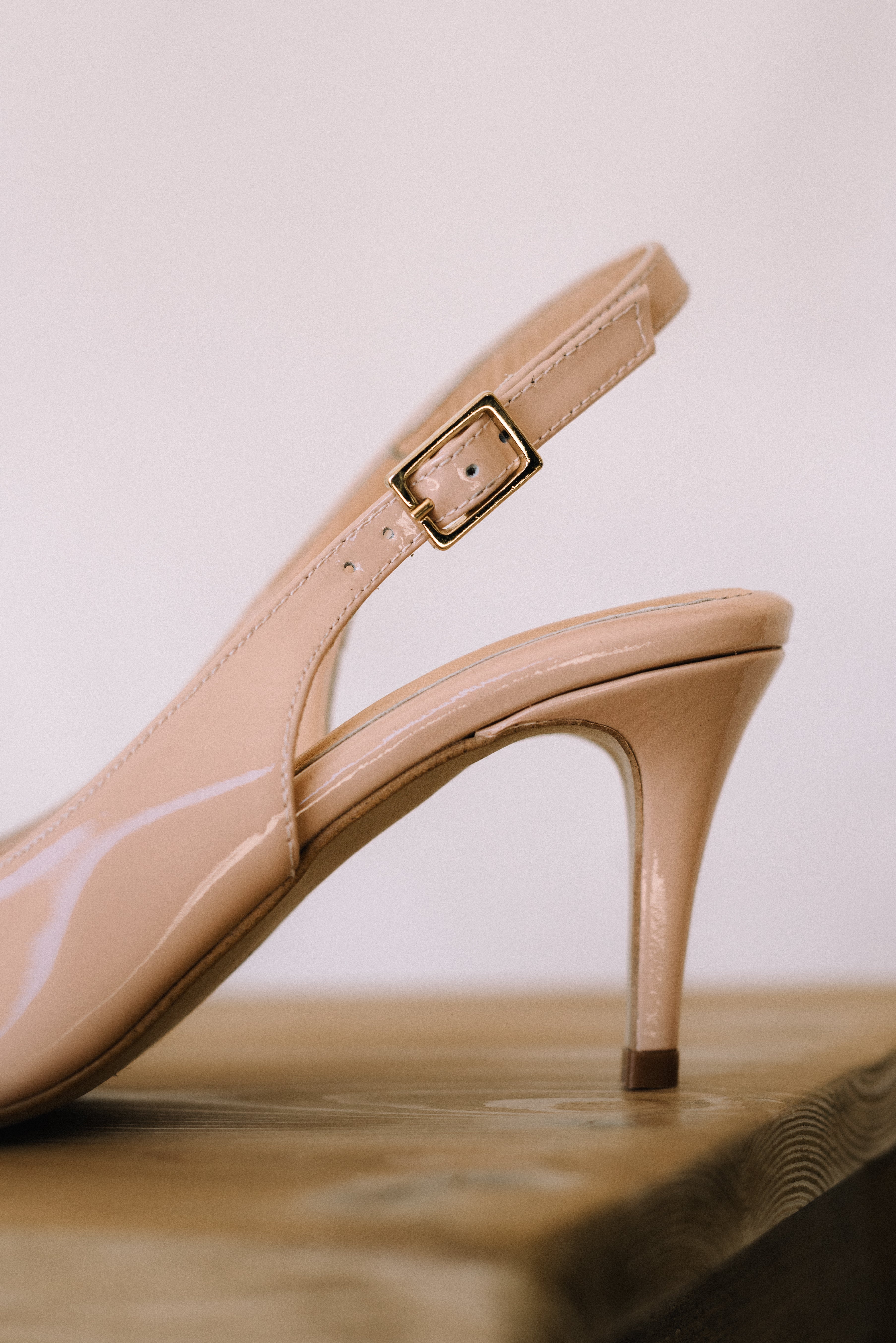 ANGELES NUDE PATENT LEATHER 6CM HEEL STRAIGHT STOOPED STILETTO