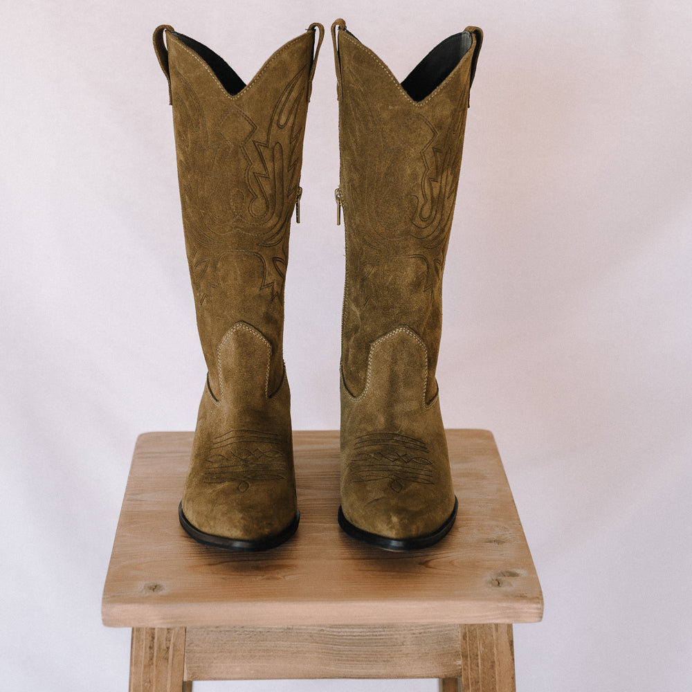 LUIS COWBOY BOOT KHAKI SUEDE 4CM HEEL