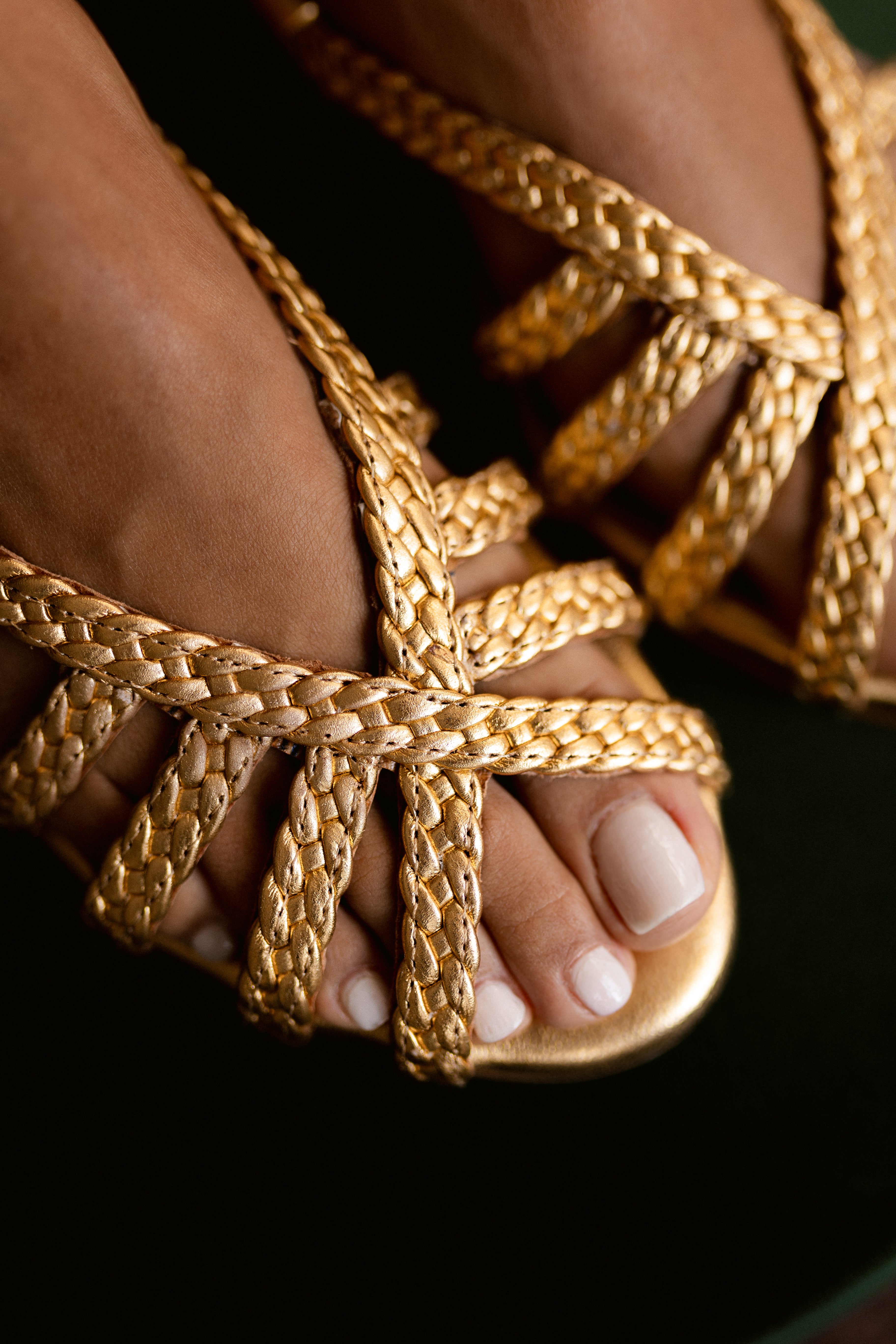 LOURDES FLAT SANDAL IN GOLD LAMINATED LEATHER