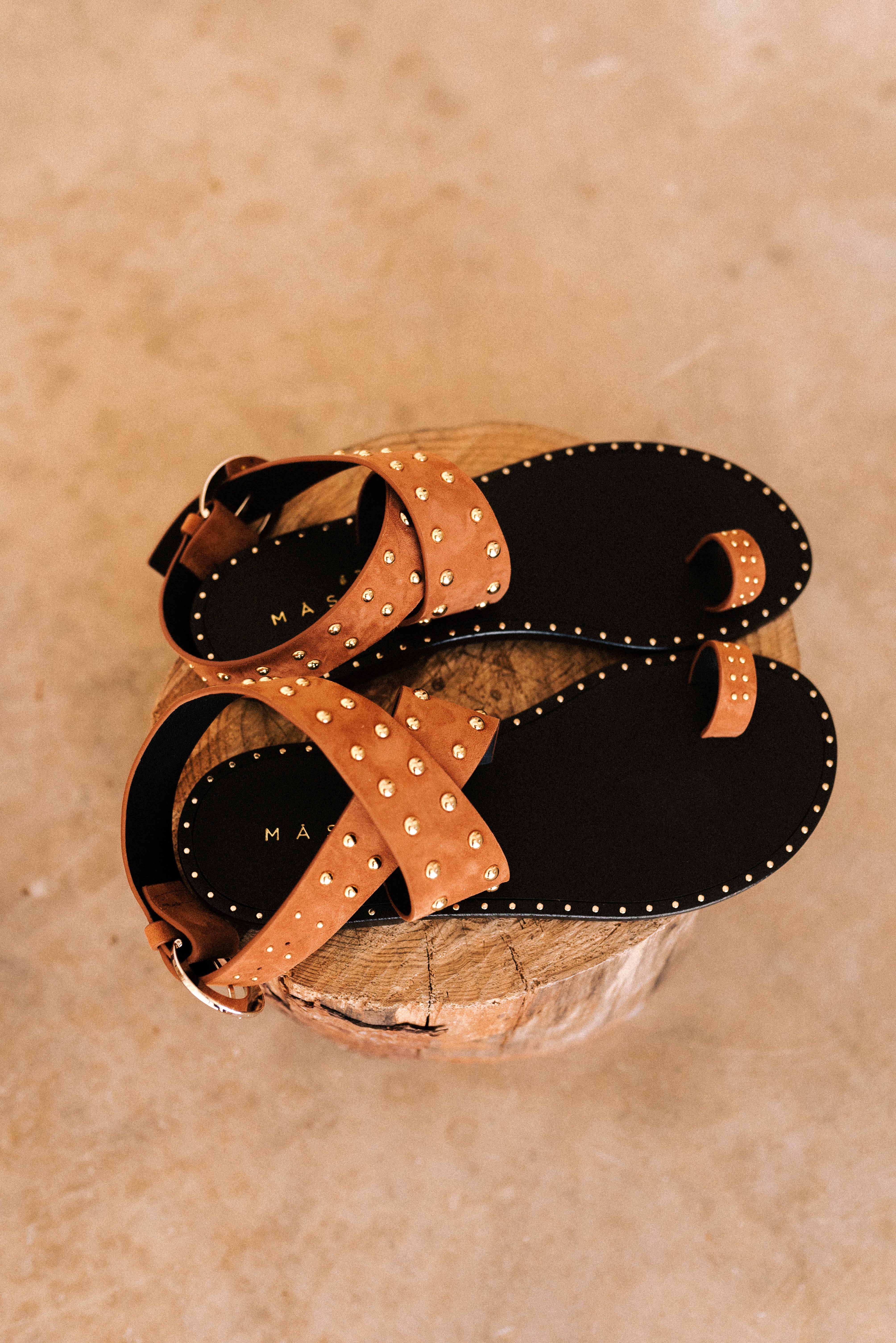 PABLO SUEDE COGNAC FLAT SANDAL