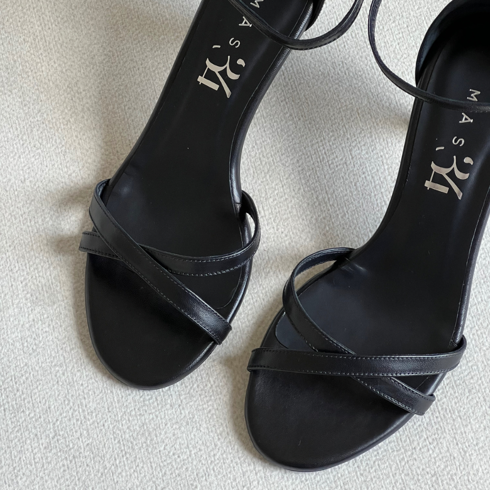 SANDALIA ESPERANZA PIEL NEGRA TACÓN 6CM