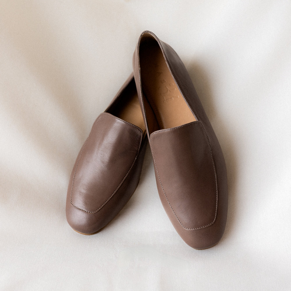 MOCASÍN BLANCA PIEL TAUPE