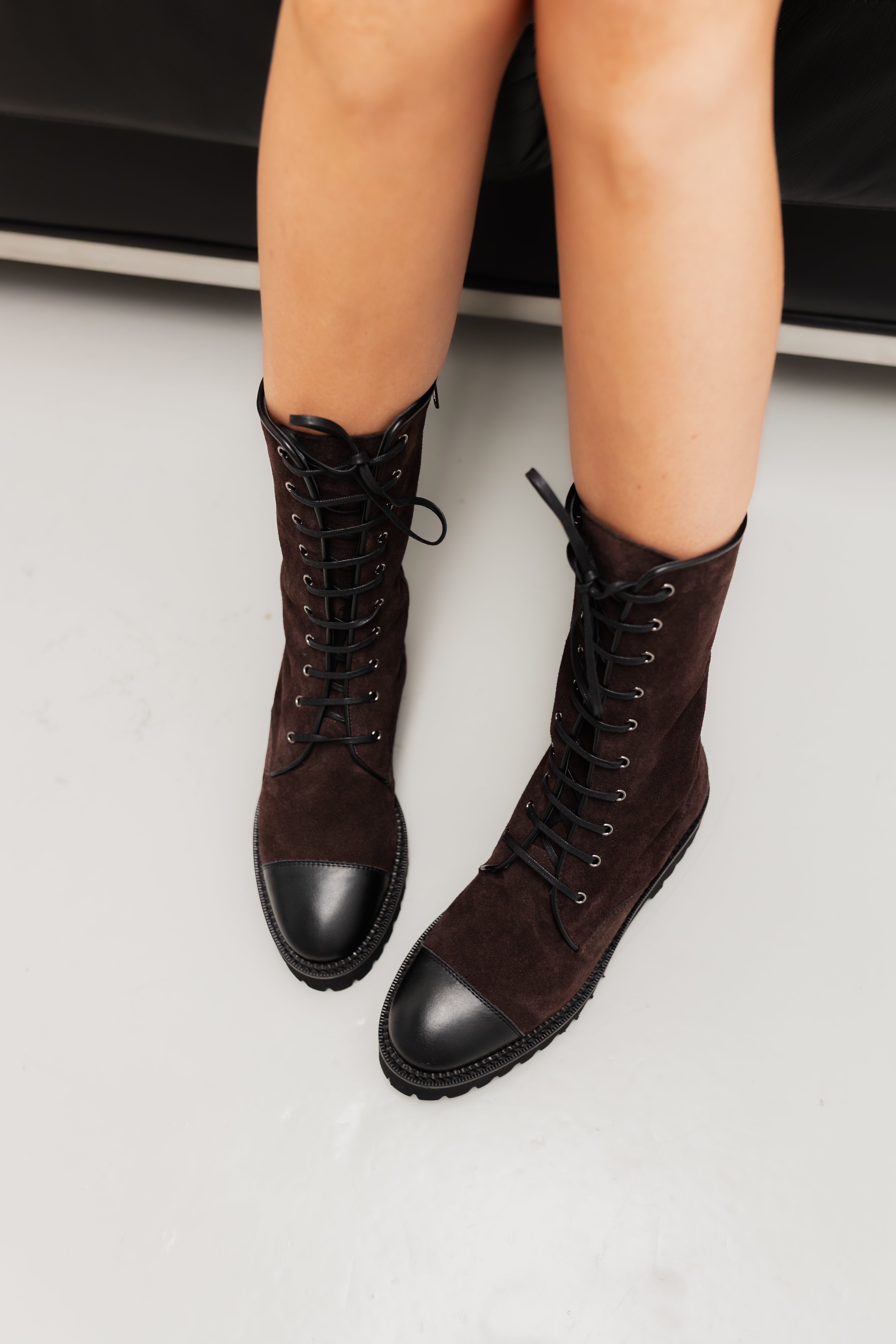 BOTA MOTERA JULIA ANTE MARRÓN 4CM