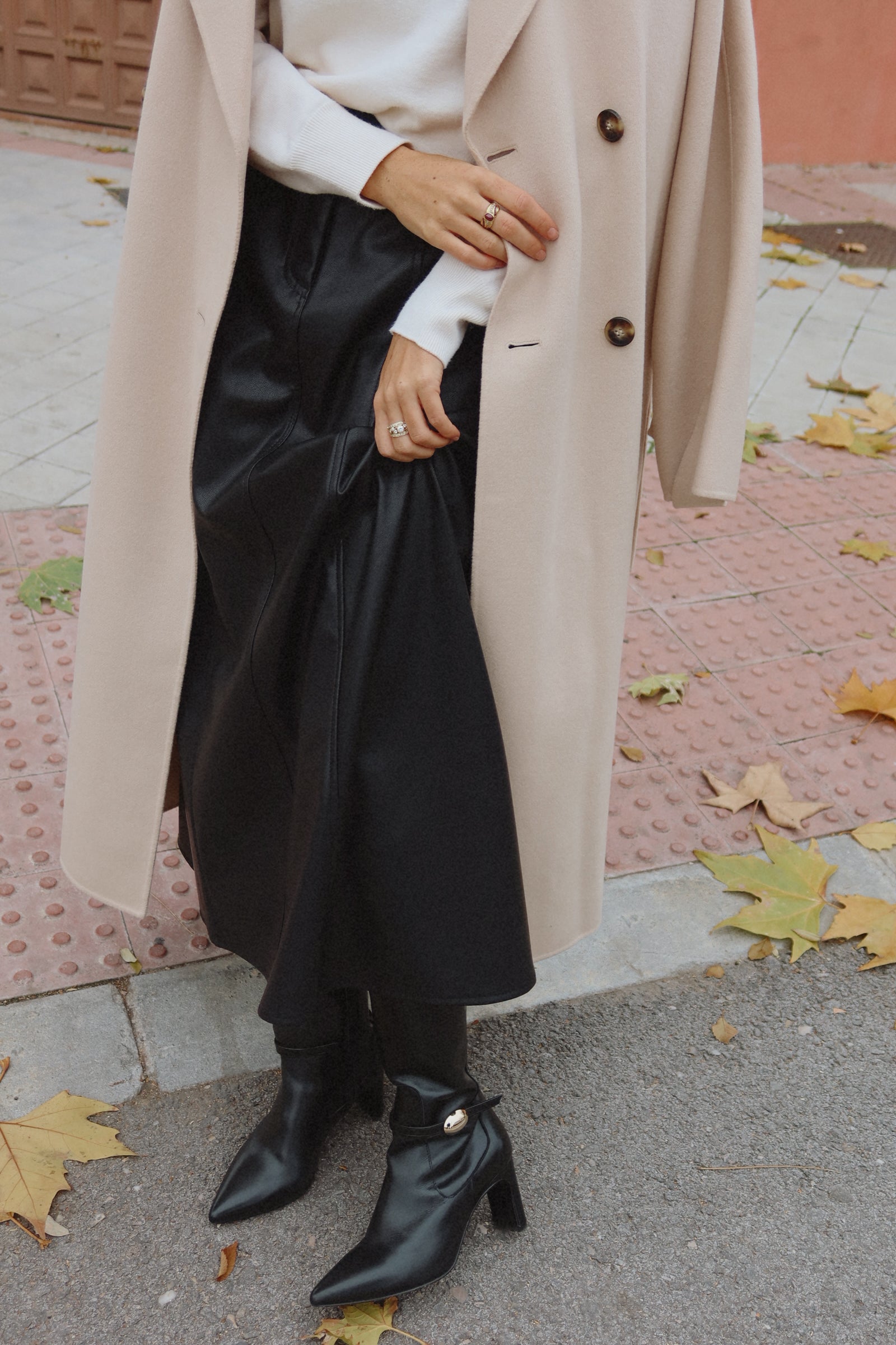 BOTA GIORGIA PIEL NEGRA TACÓN 7CM