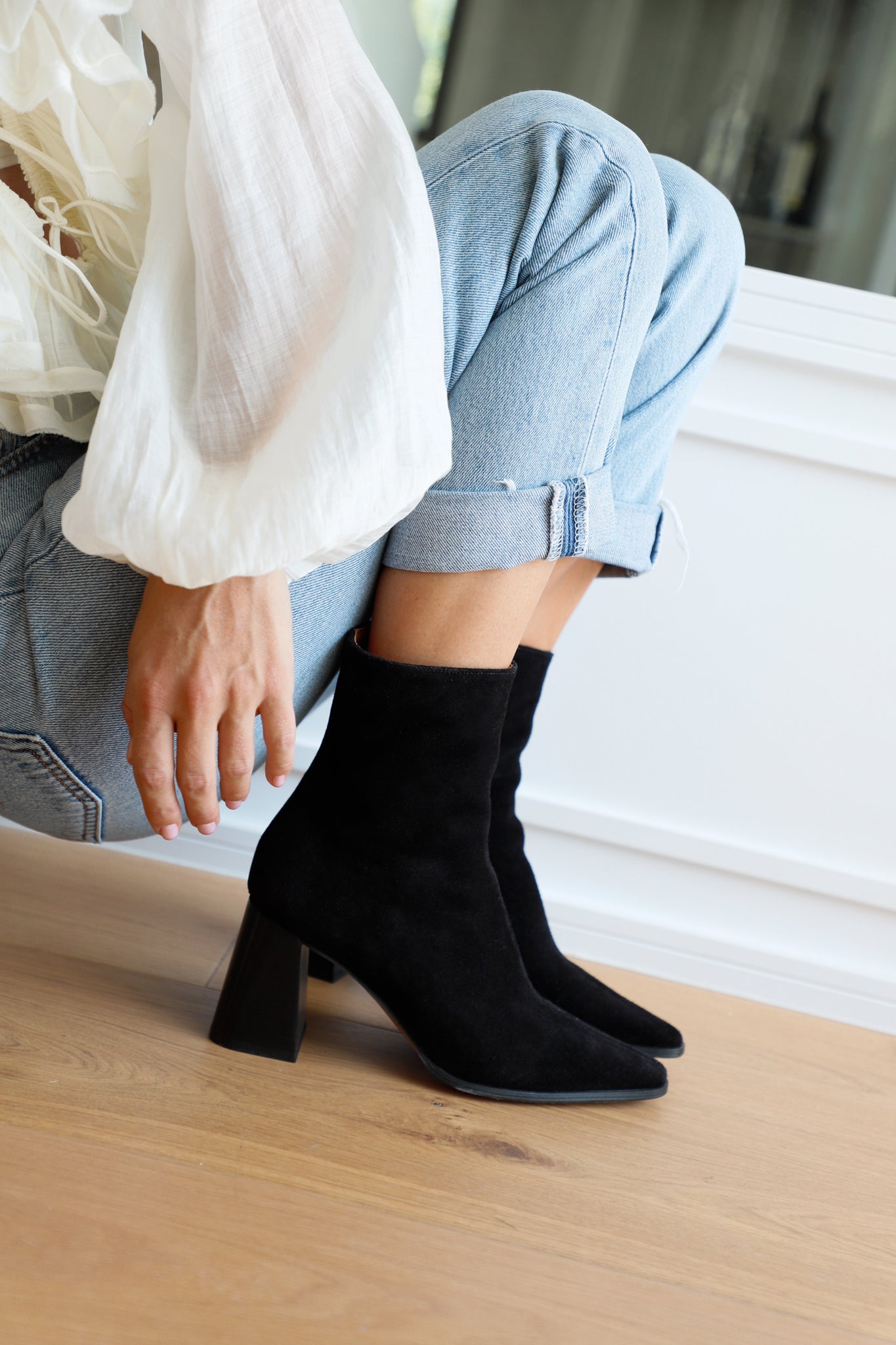 PAOLA BLACK SUEDE BOOT WITH 7CM HEEL