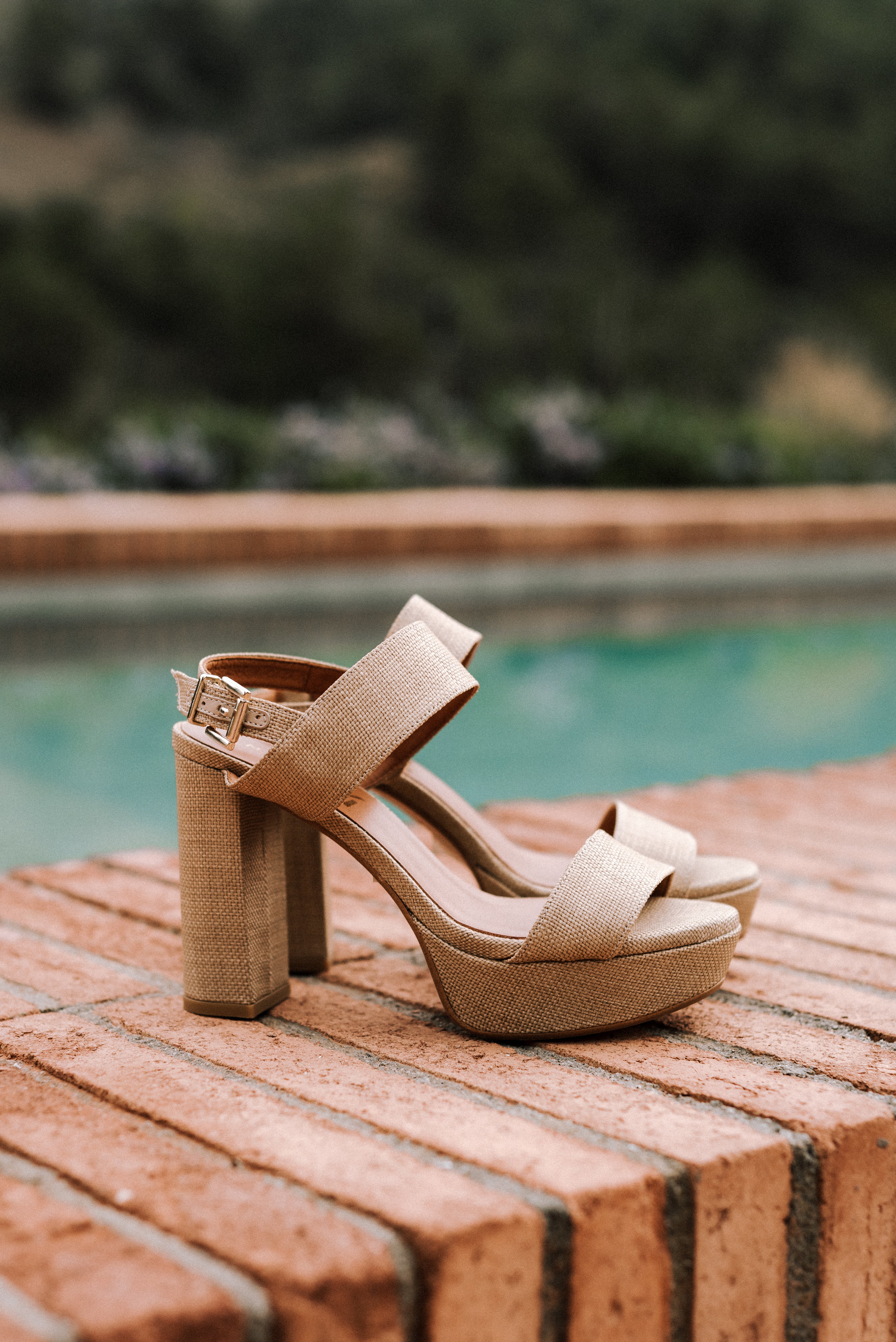 MONICA SANDAL 10CM HEEL PLATFORM NATURAL LINEN