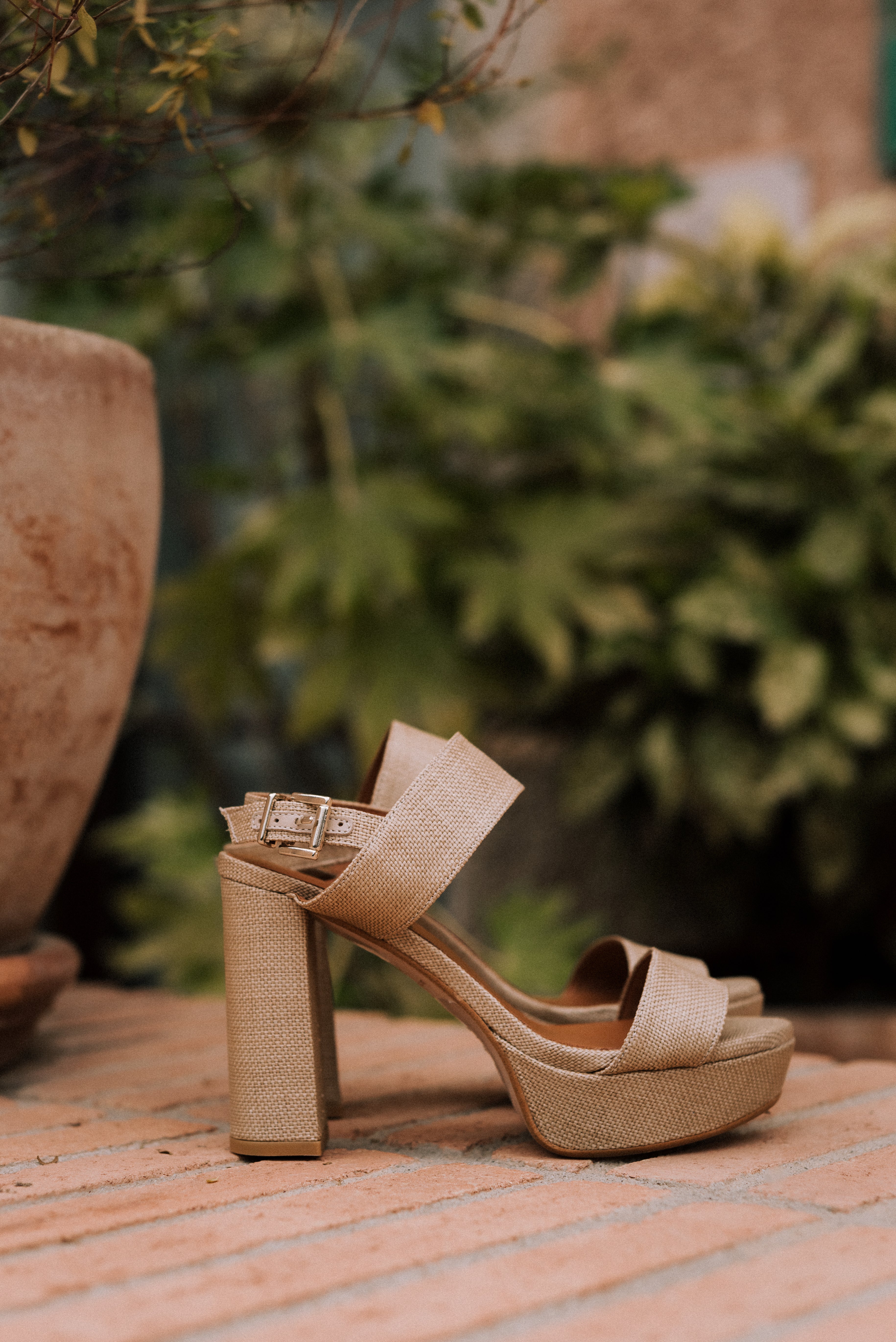 MONICA SANDAL 10CM HEEL PLATFORM NATURAL LINEN