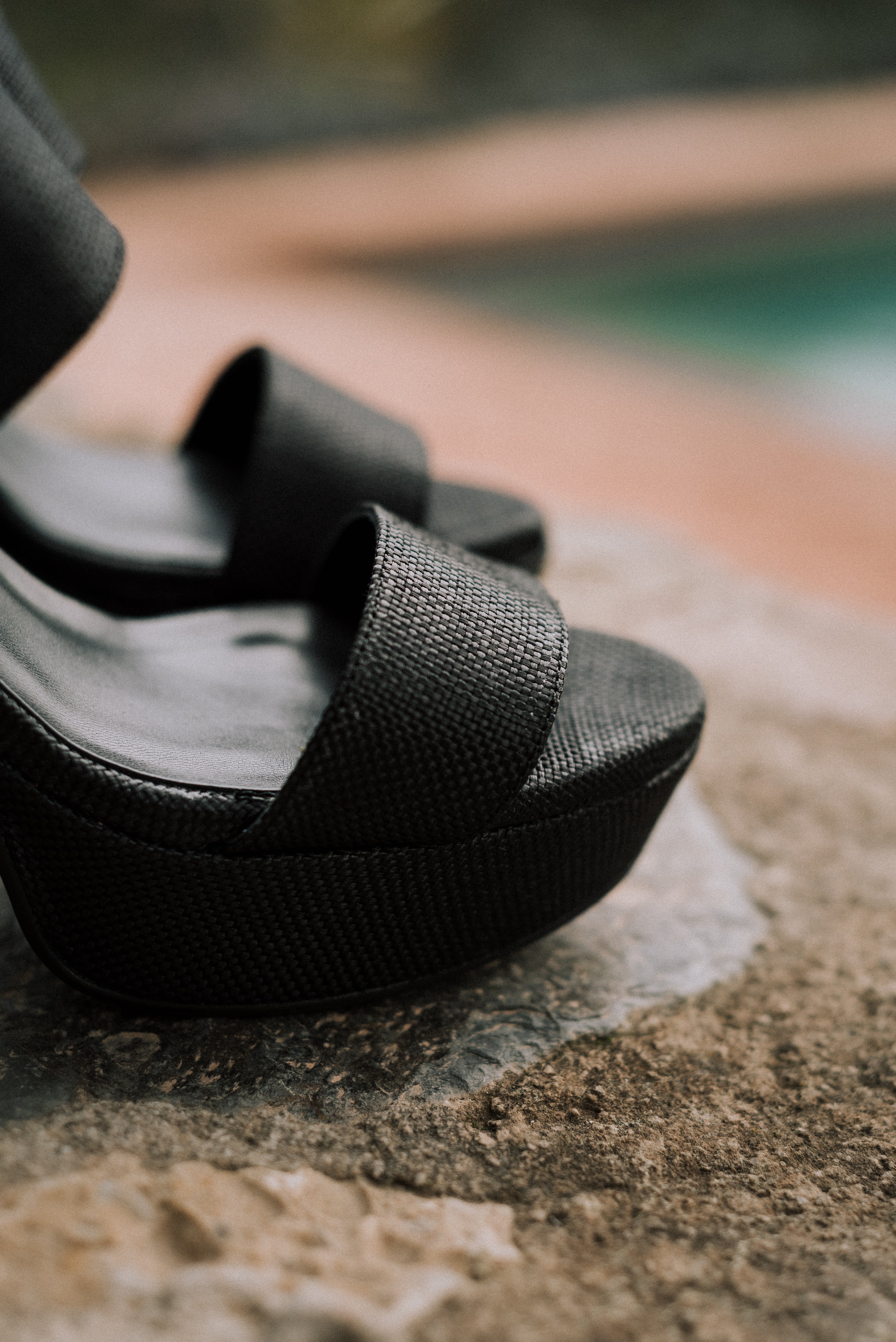 MONICA SANDAL 10CM HEEL PLATFORM BLACK LINEN