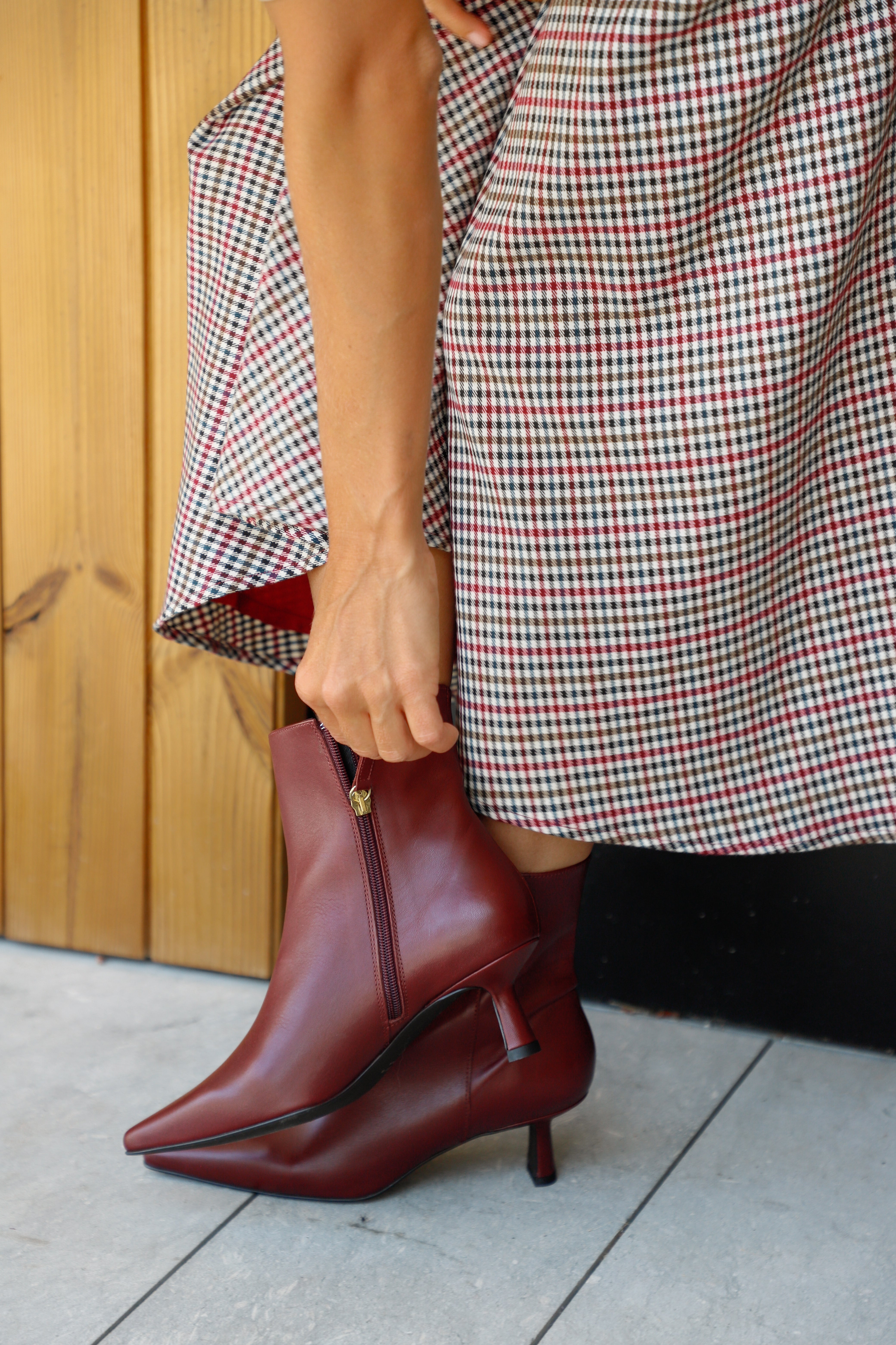 PAULA BURGUNDY LEATHER ANKLE BOOT 5CM MIDI HEEL